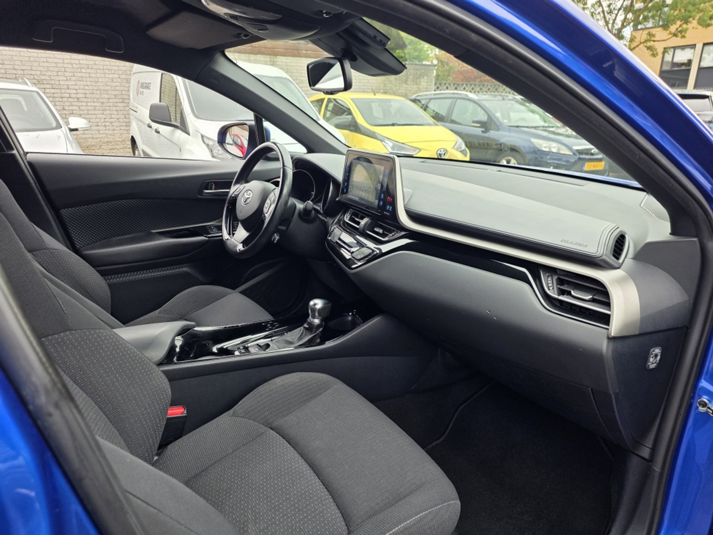 Foto van Toyota Toyota C-hr