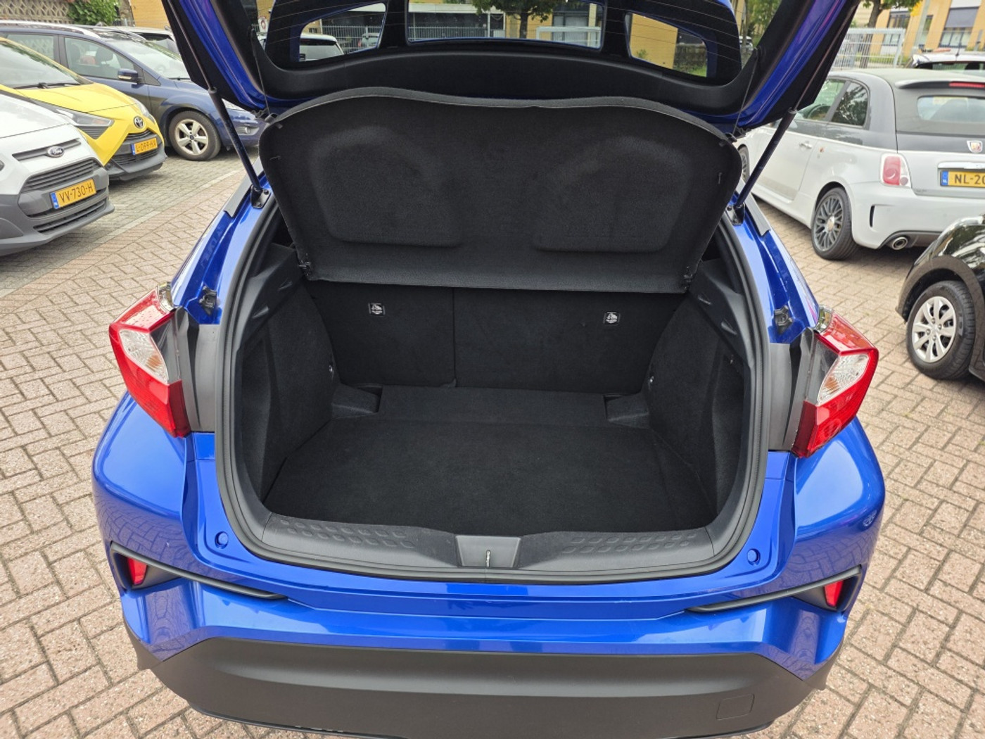 Foto van Toyota Toyota C-hr