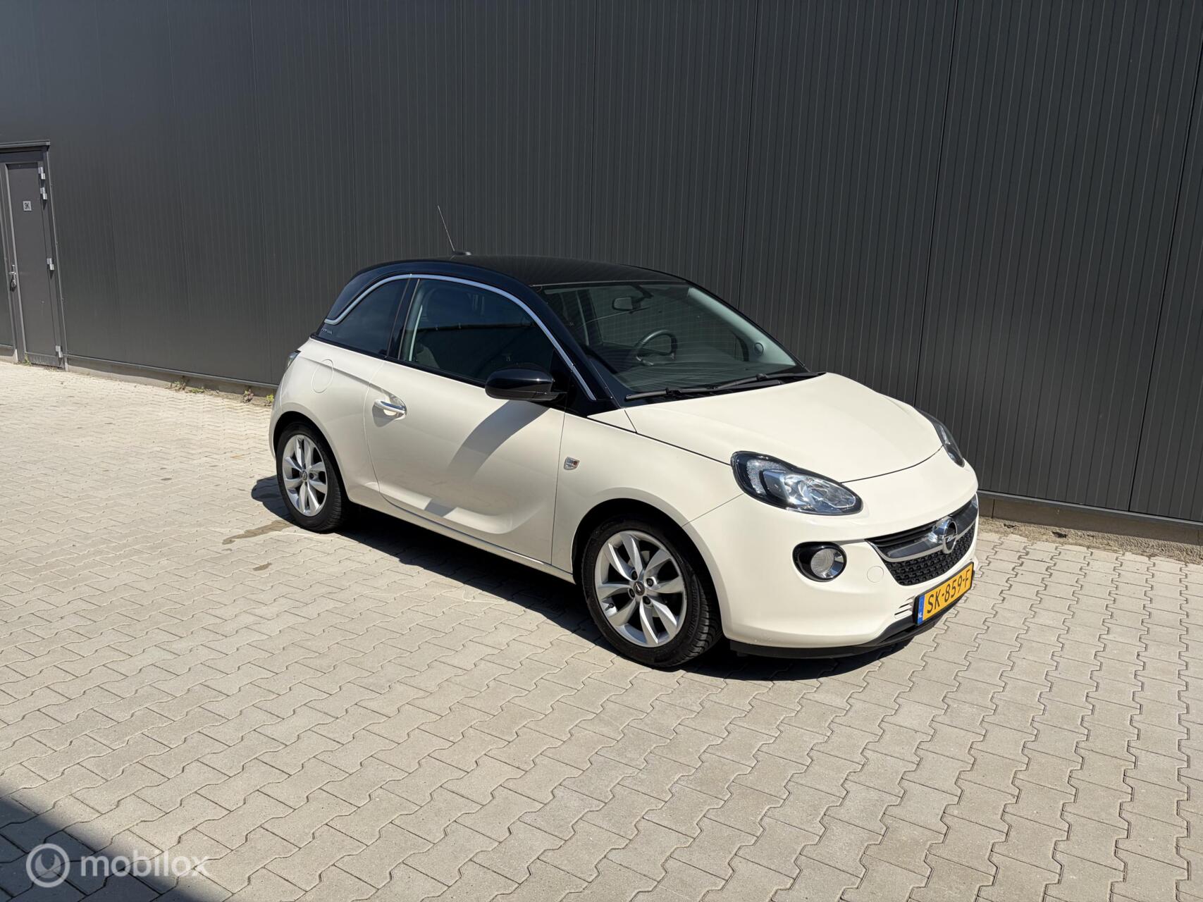 Foto van Opel Adam