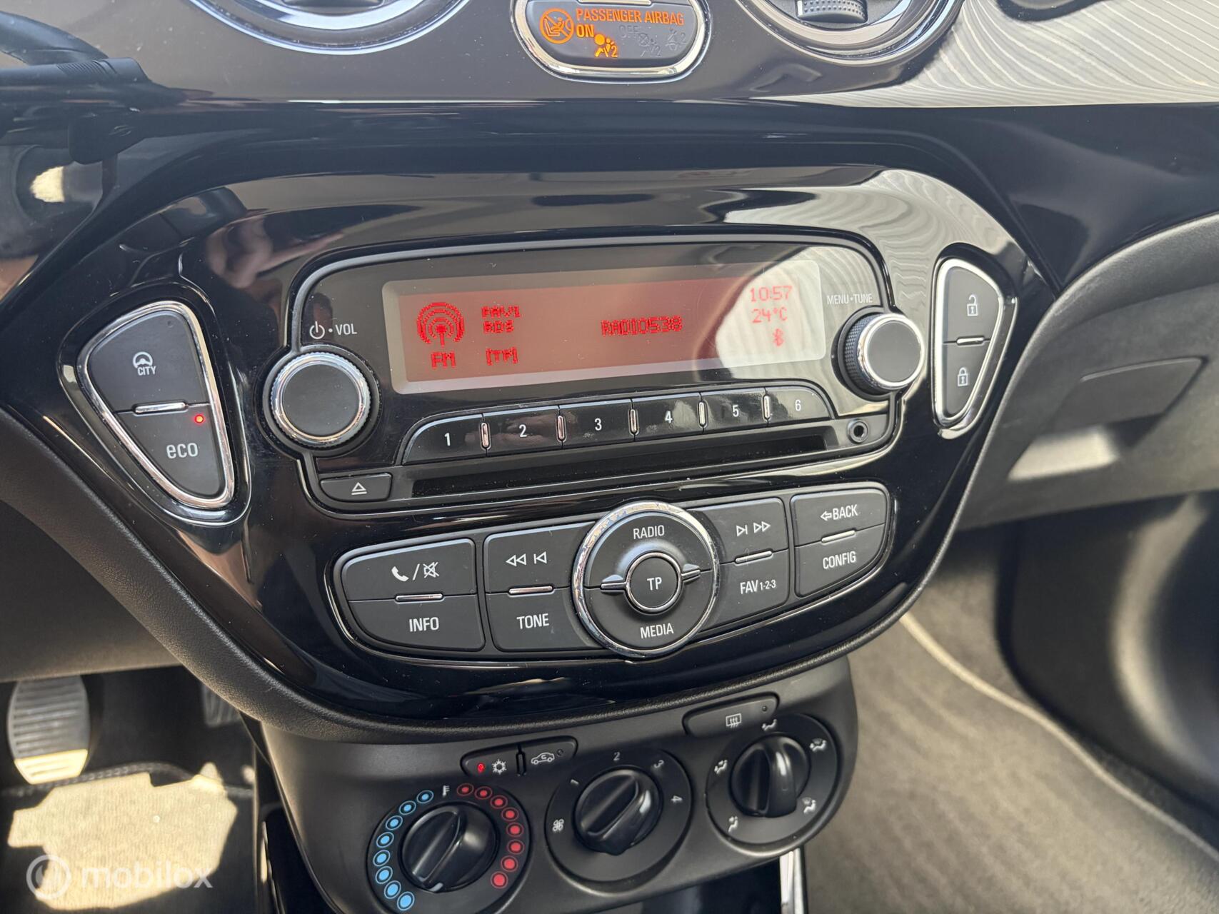 Foto van Opel Adam