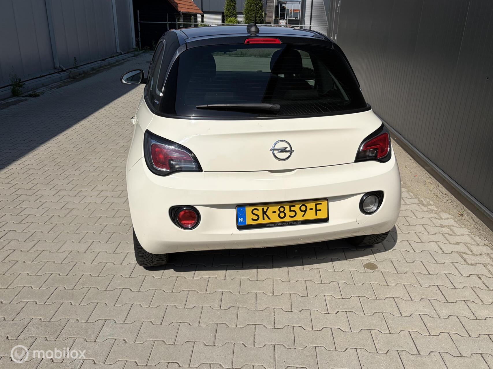 Foto van Opel Adam