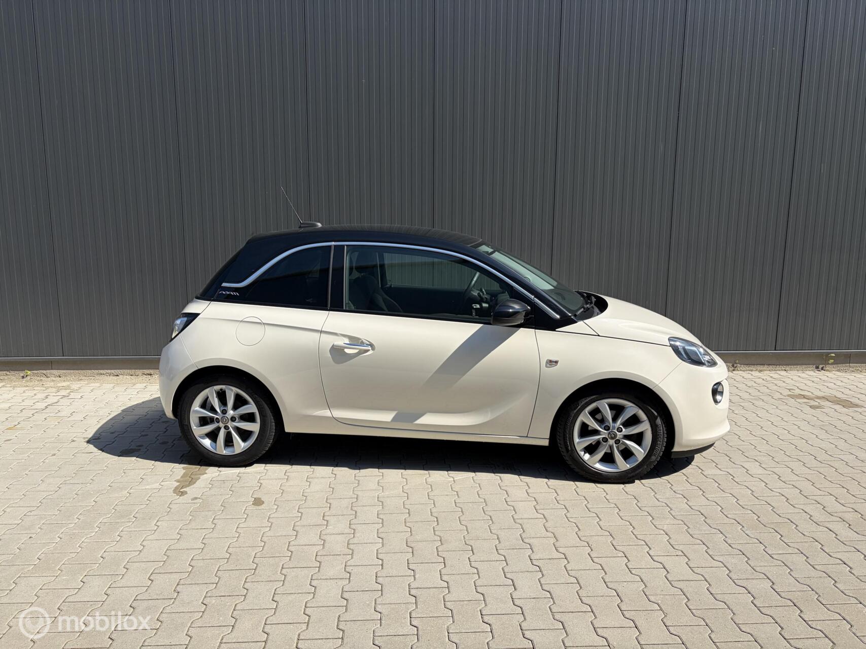 Foto van Opel Adam