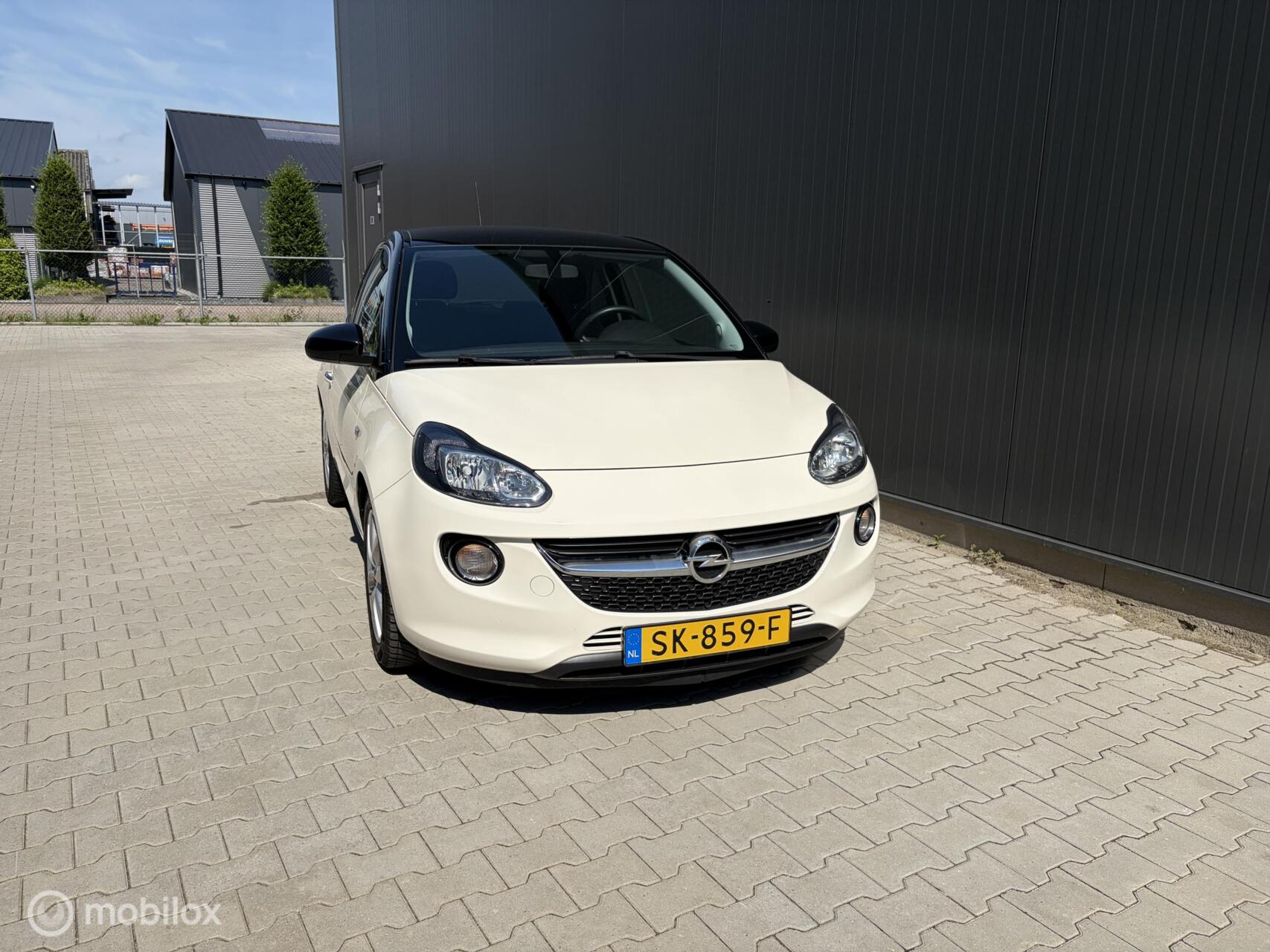 Foto van Opel Adam