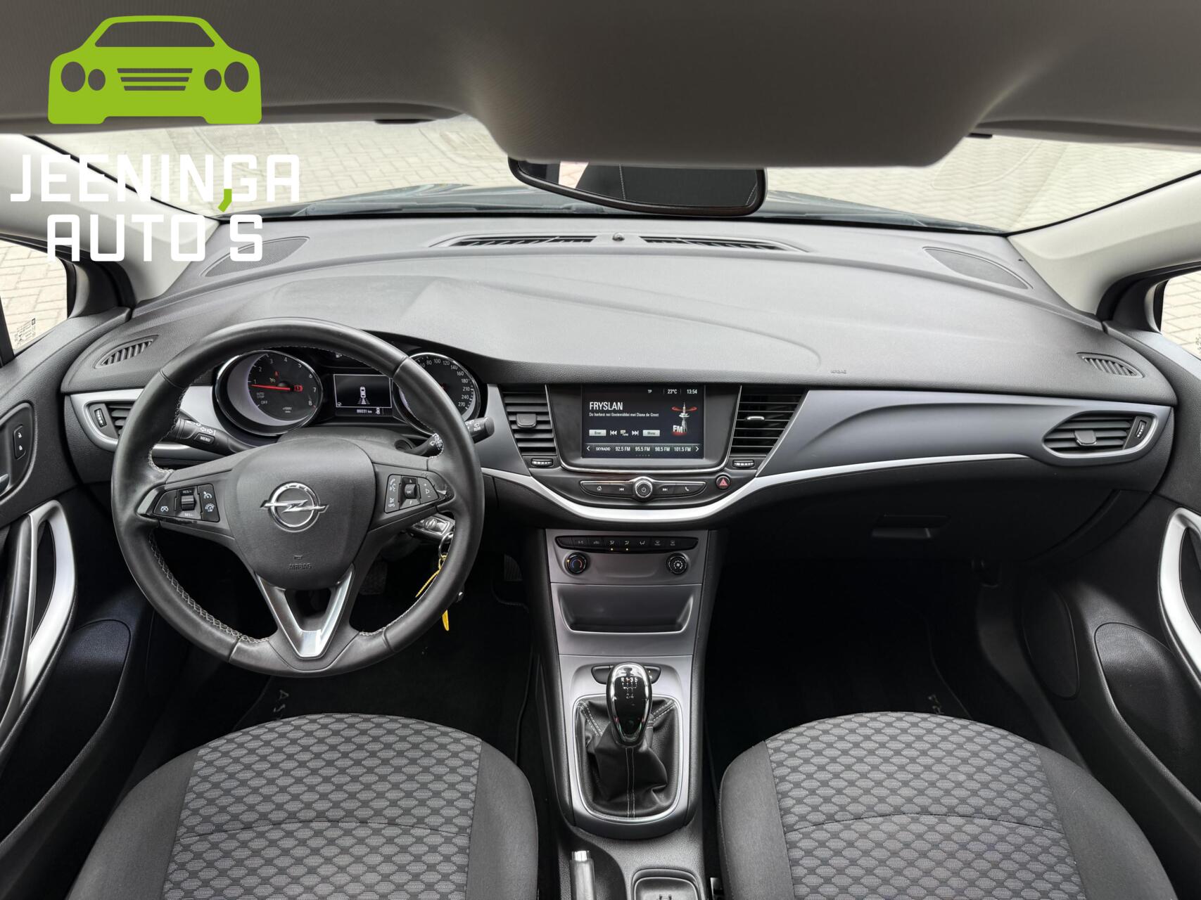 Foto van Opel Astra Sports Tourer
