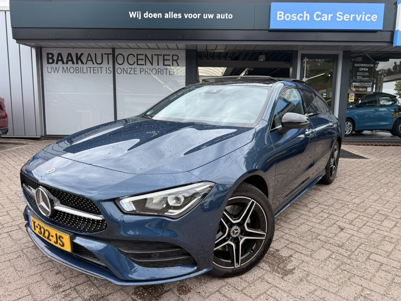 Mercedes-Benz Cla 250 E 250 e AMG Line | Pano | Carplay | Camera 2023 - voorkant
