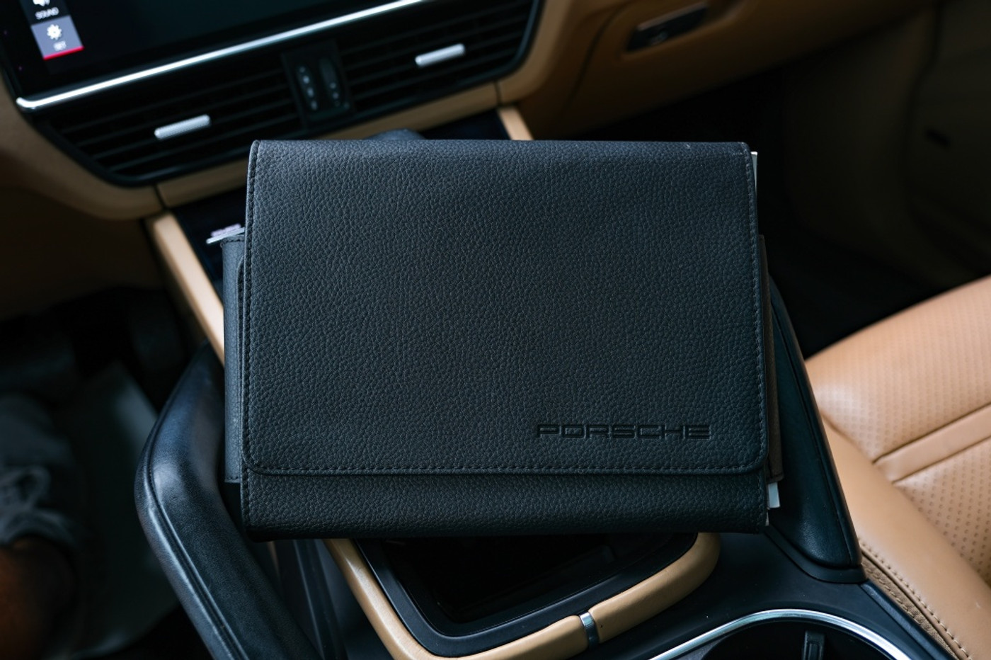 Foto van Porsche Cayenne E-hybrid