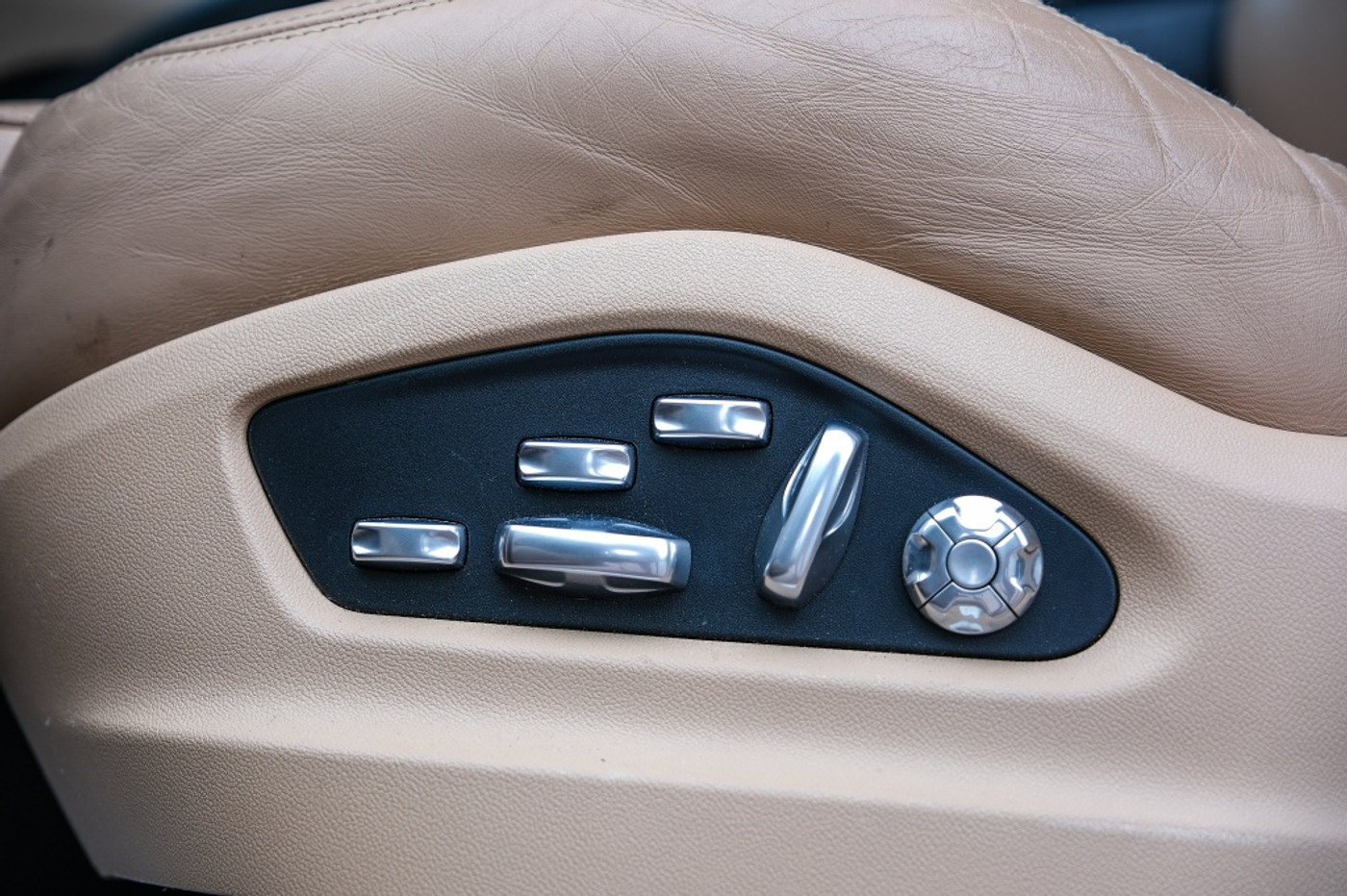 Foto van Porsche Cayenne E-hybrid