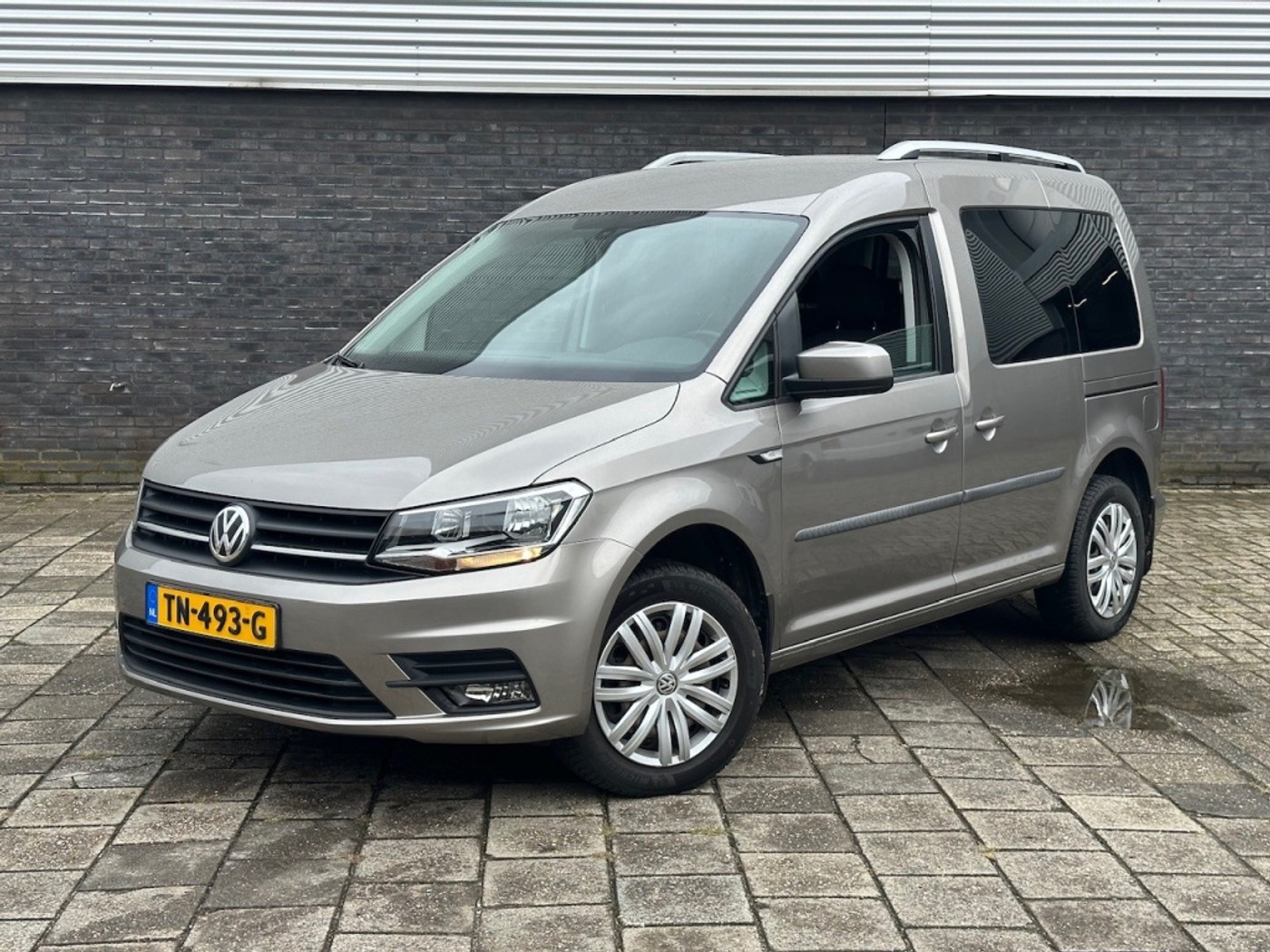 Volkswagen Caddy 1.4 TSI 125 pk, 1e Eigenaar Trekhaak Navi Carplay Parkeersensoren 2018 - voorkant