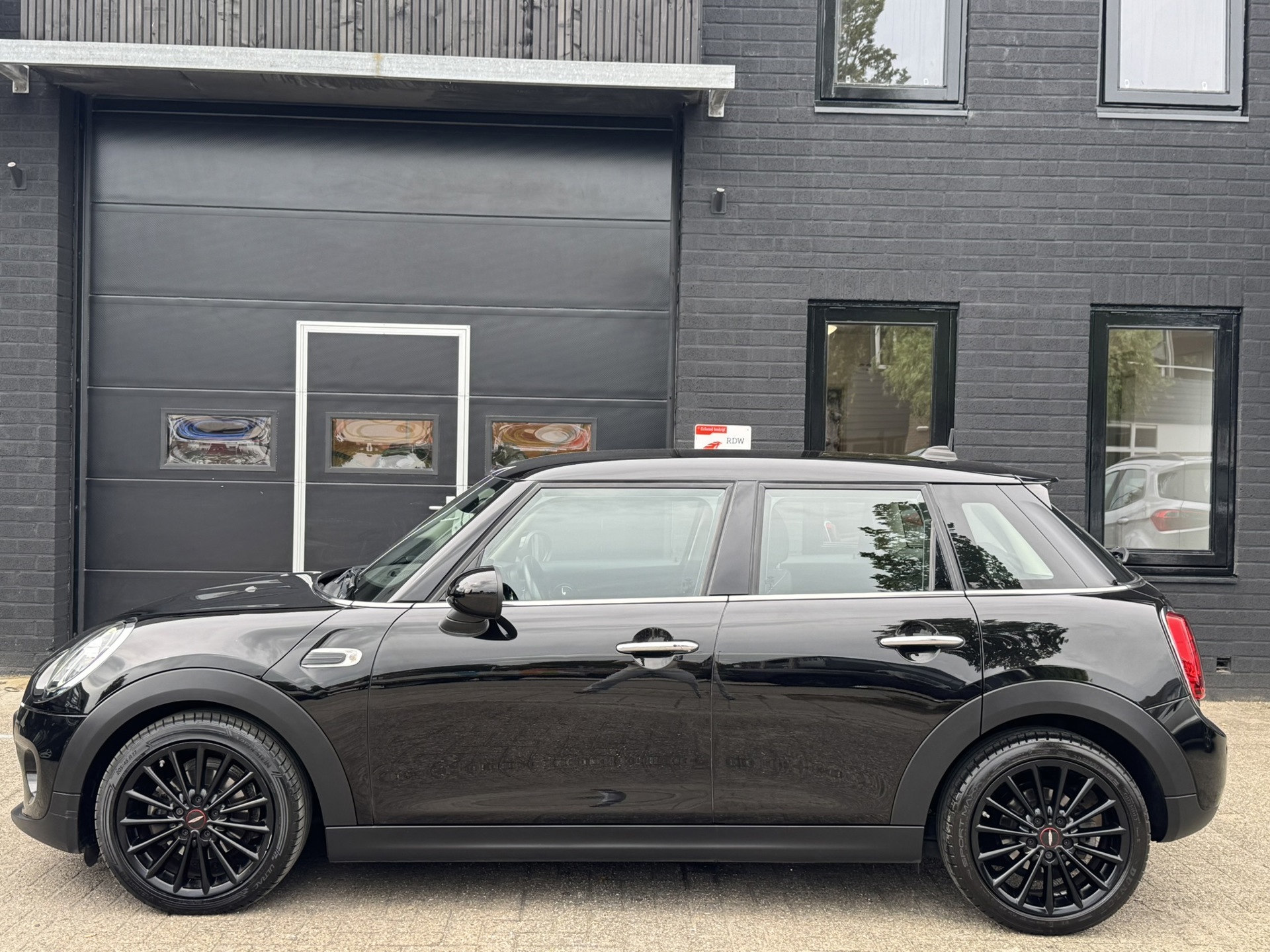 Foto van Mini One