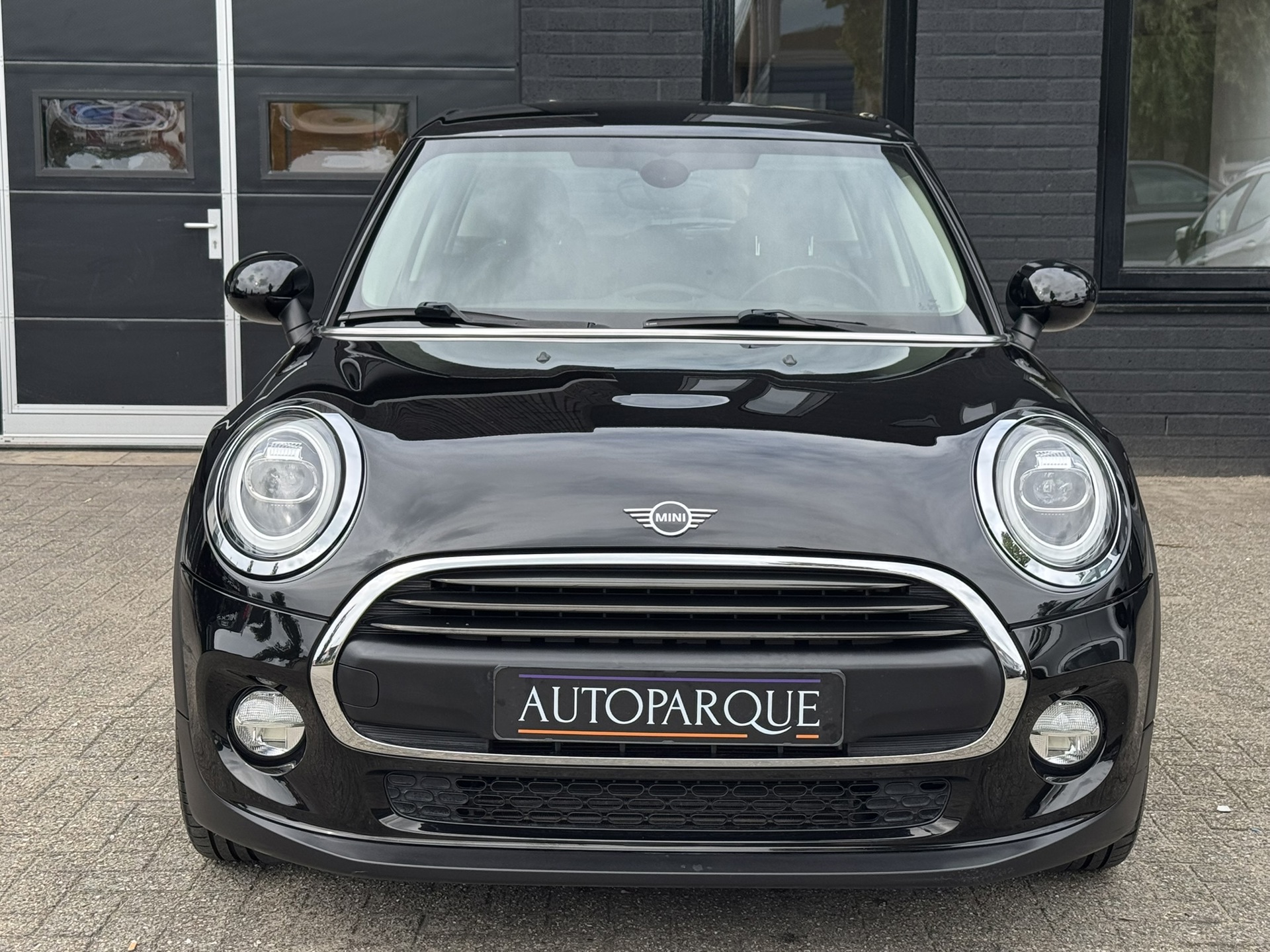 Foto van Mini One