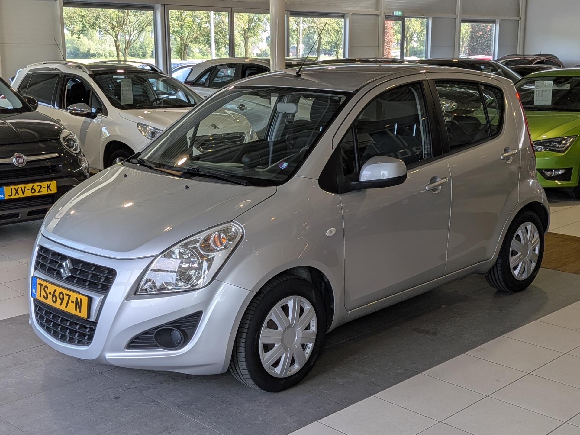 Foto van Suzuki Splash