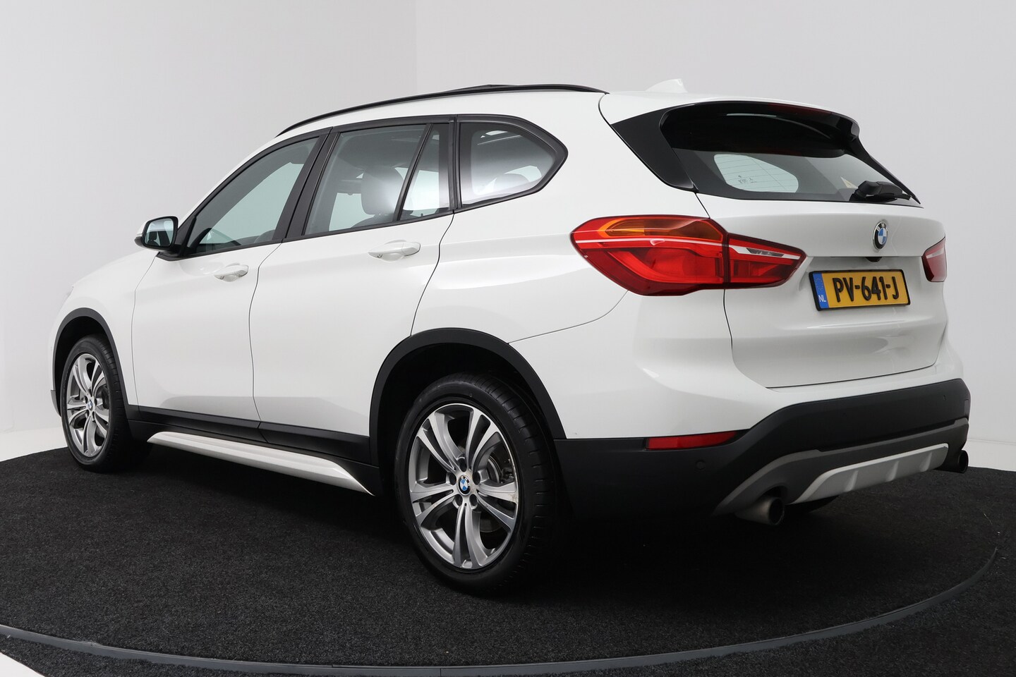 Foto van BMW X1 Sdrive20i