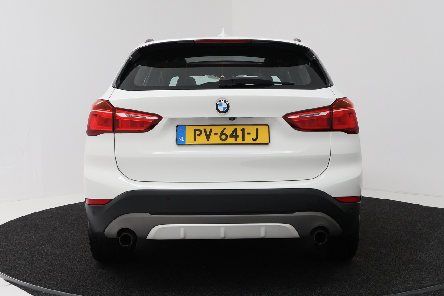 Foto van BMW X1 Sdrive20i