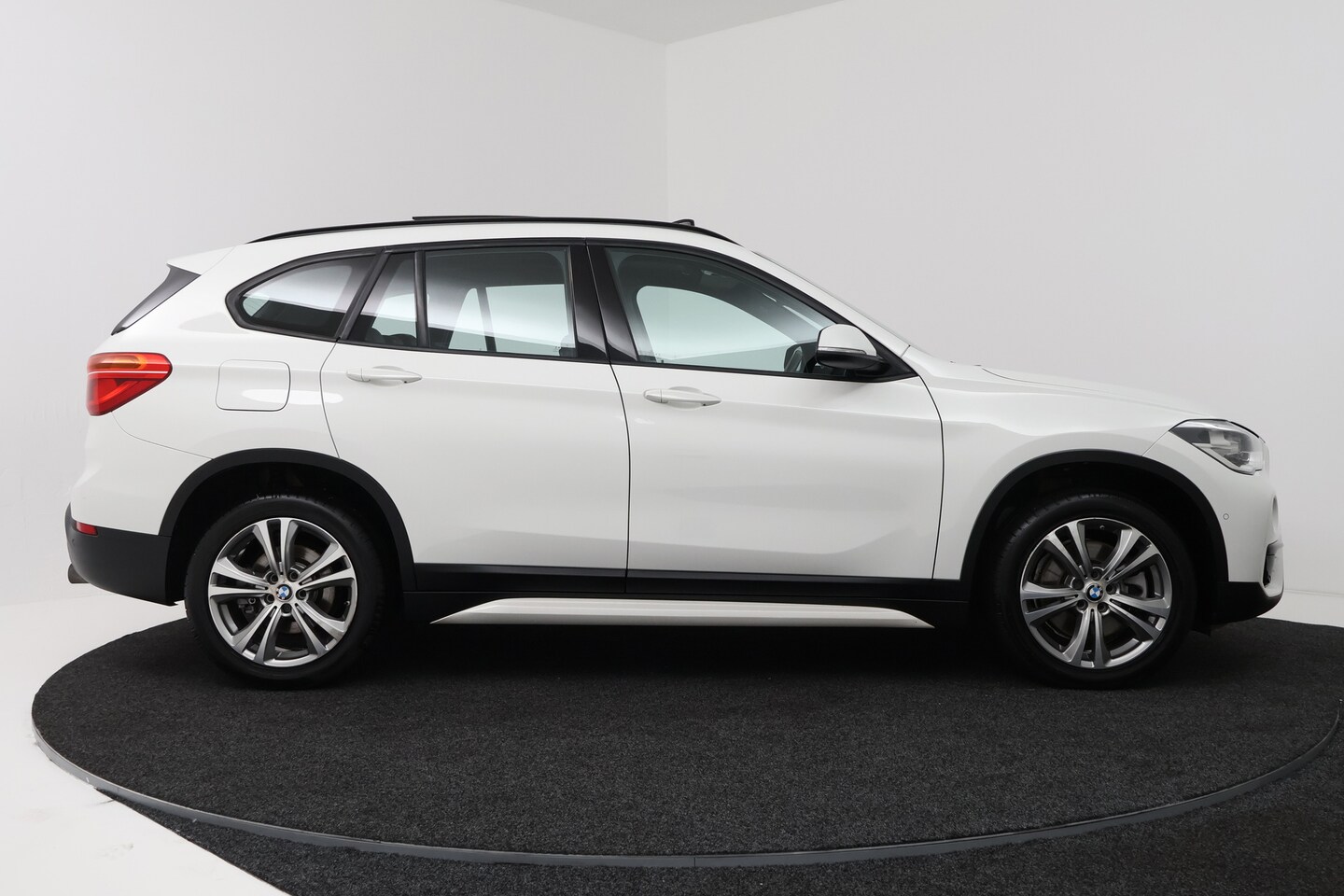 Foto van BMW X1 Sdrive20i