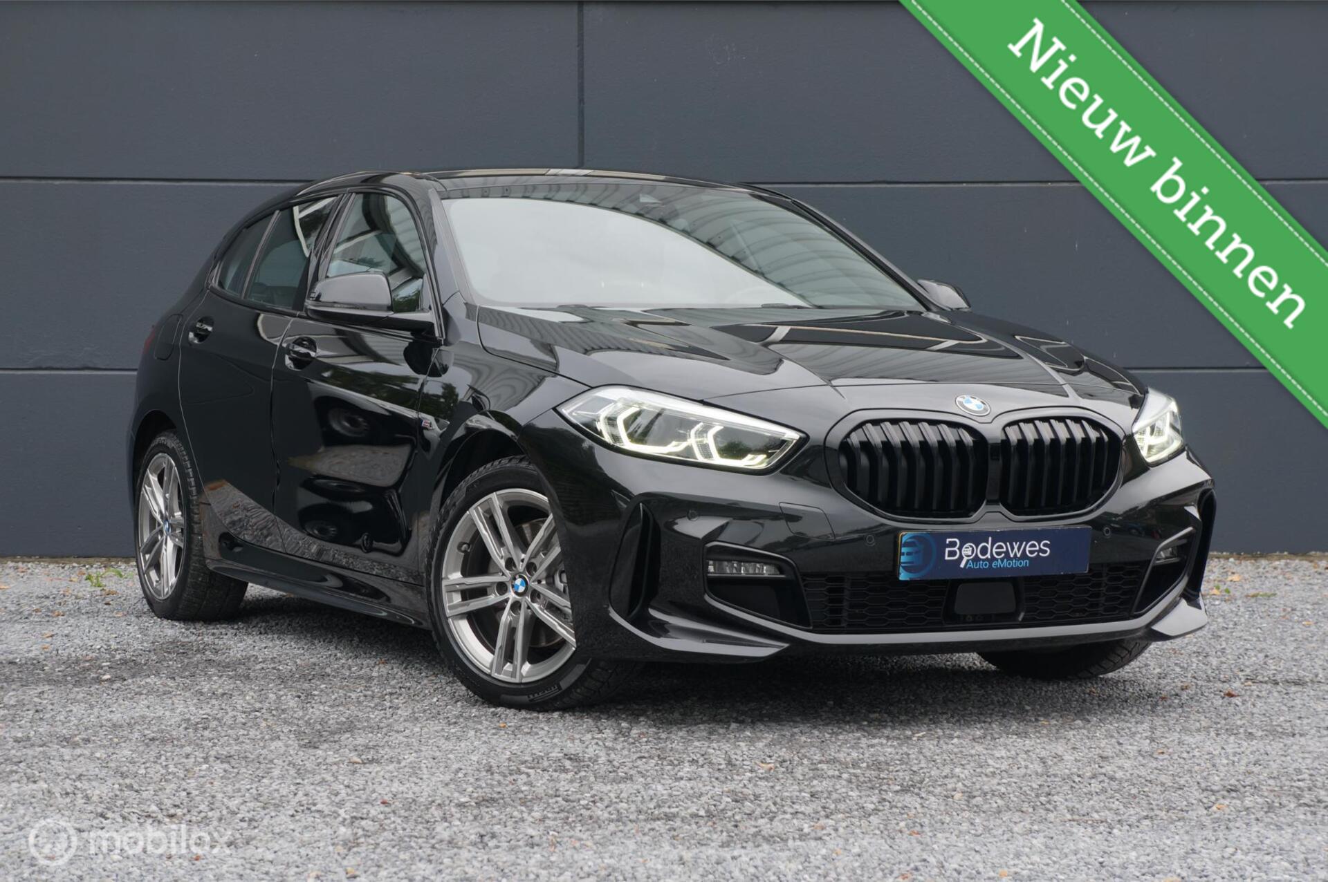BMW 118i 118i EDE M Sport Edition Navi Led PDC Stoelverw! 2023 - voorkant
