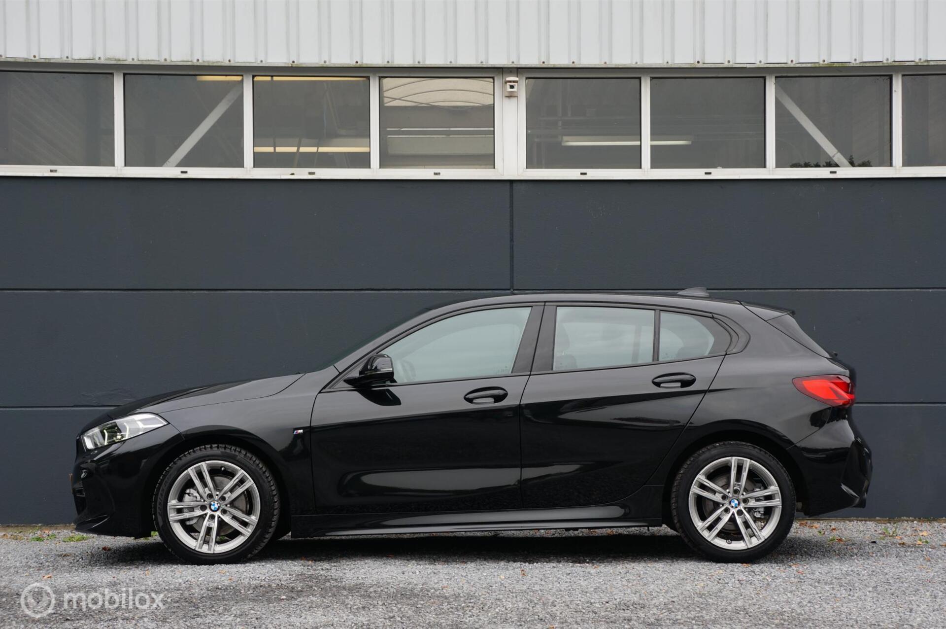 Foto van BMW 118i