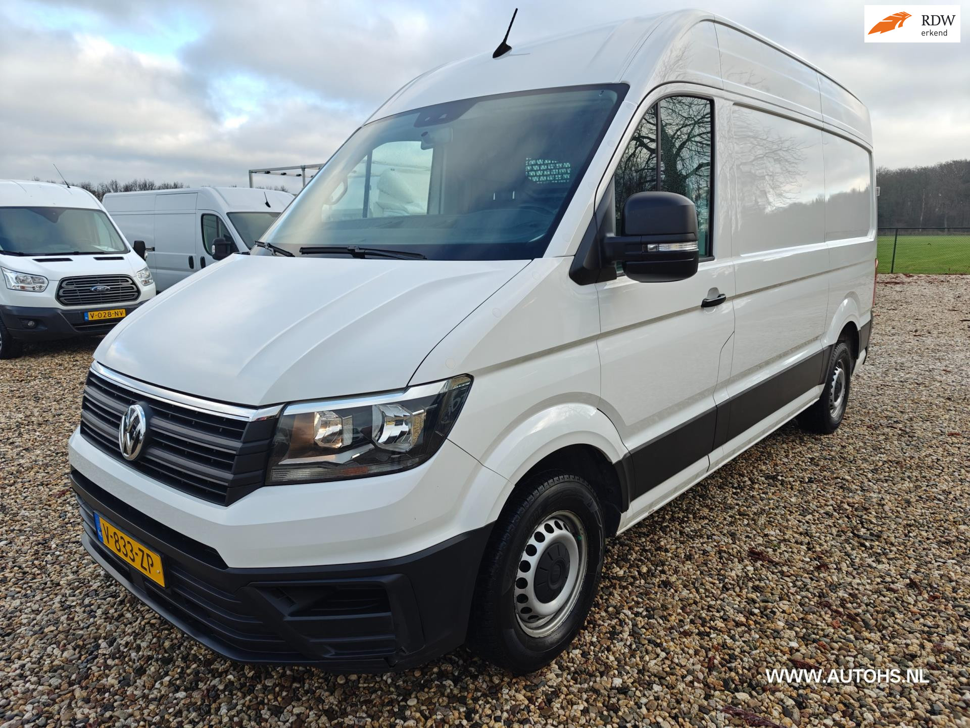 Volkswagen Crafter 35 2.0 TDI L3H3 EL Highline , Euro 6 , 1e Eig. 3000 KG trekkracht , mooie bus , cruise , camera. 2019 - voorkant