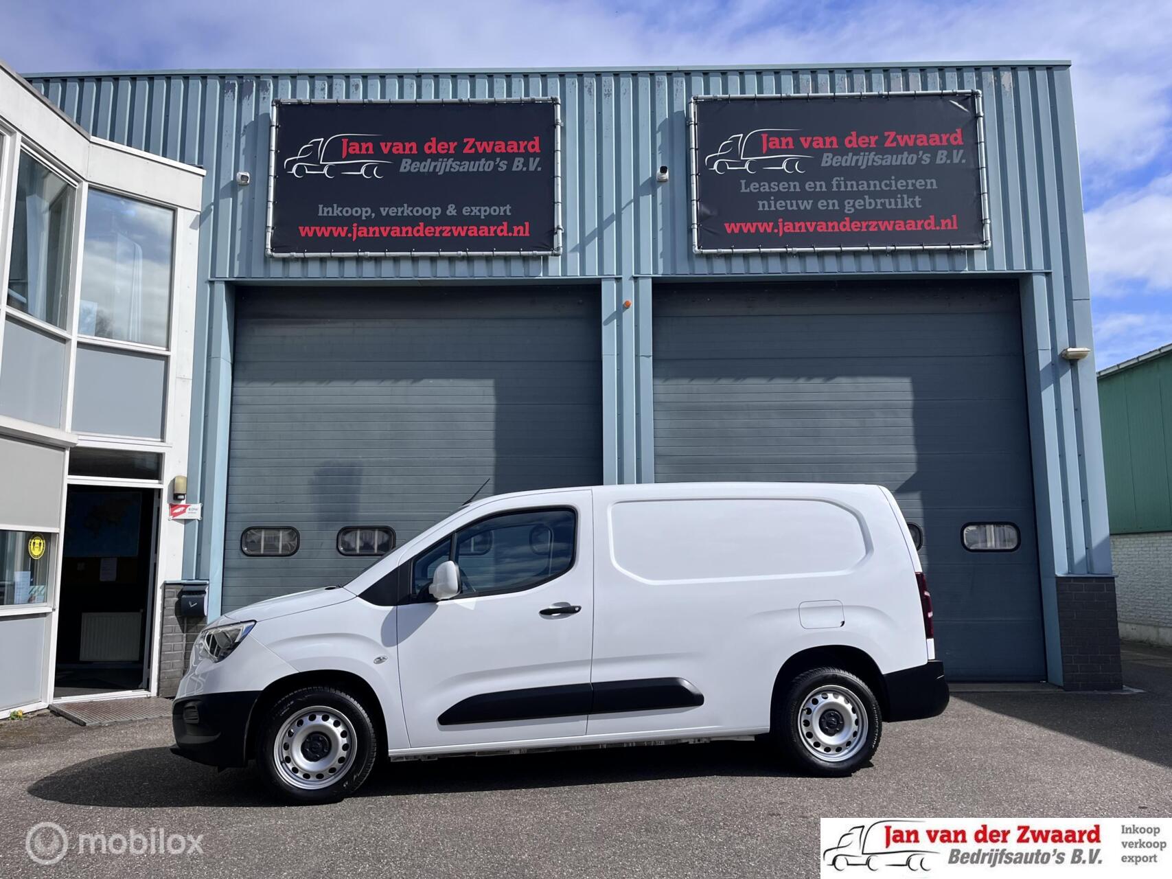 Opel Combo 1.5D LANGE uitvoering Edition one 2020 - voorkant