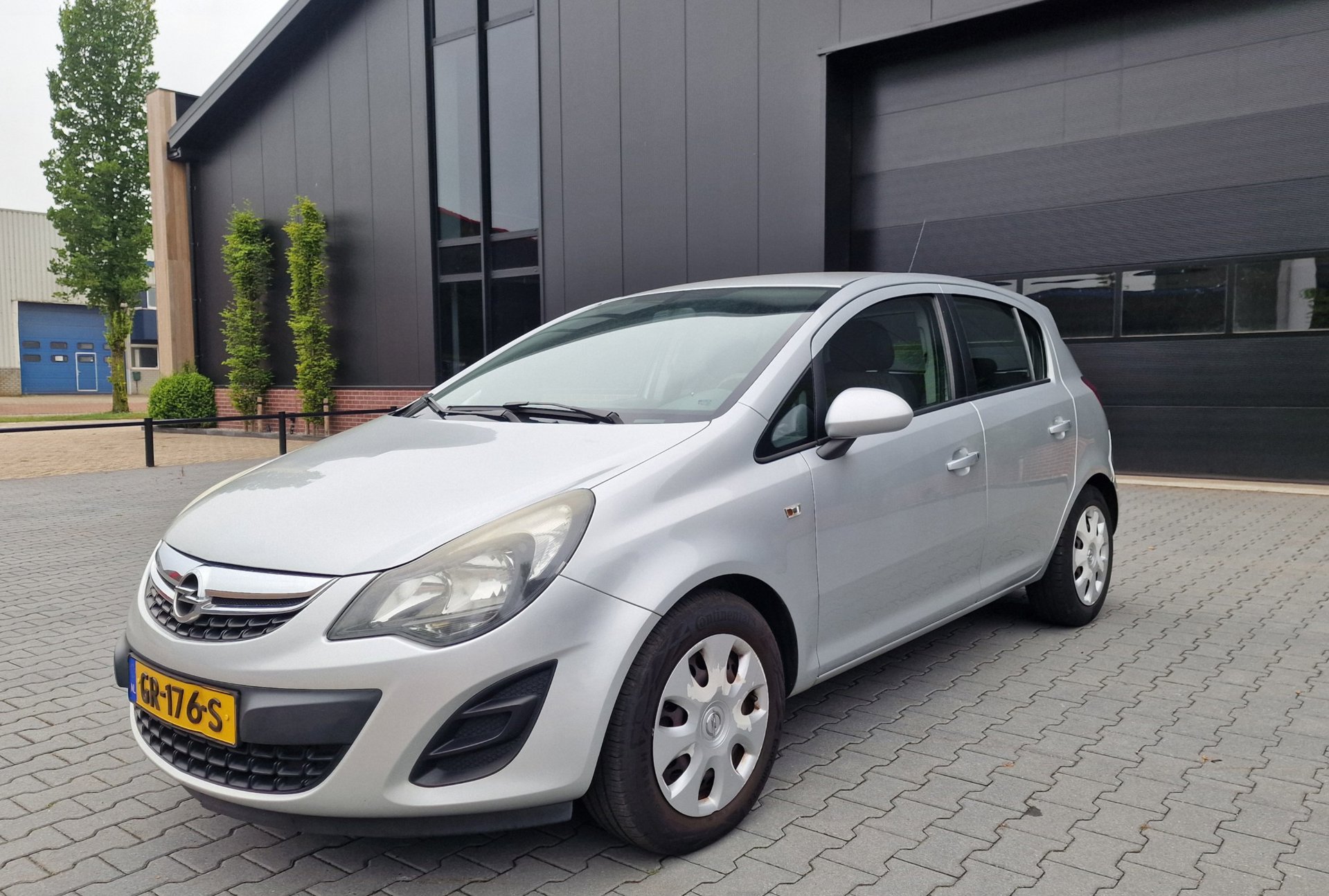 Opel Corsa 1.2-16V Berlin AIRCO CRUISE 2 X SLEUTELS 2013 - voorkant