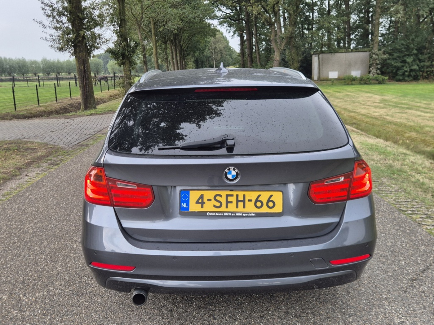 Foto van BMW 320i