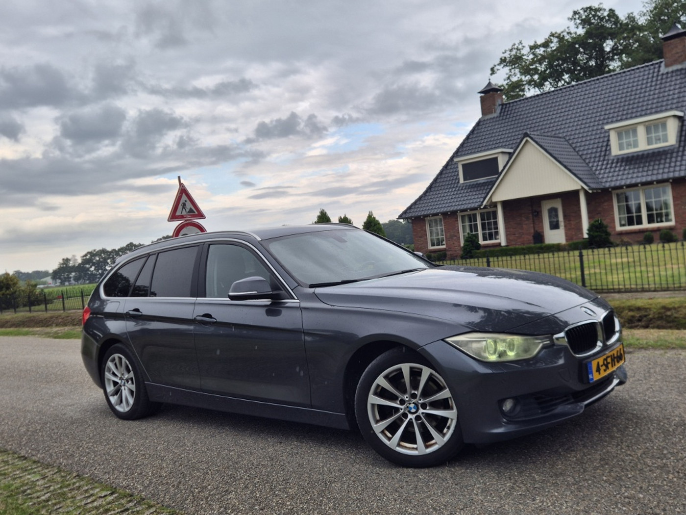 Foto van BMW 320i
