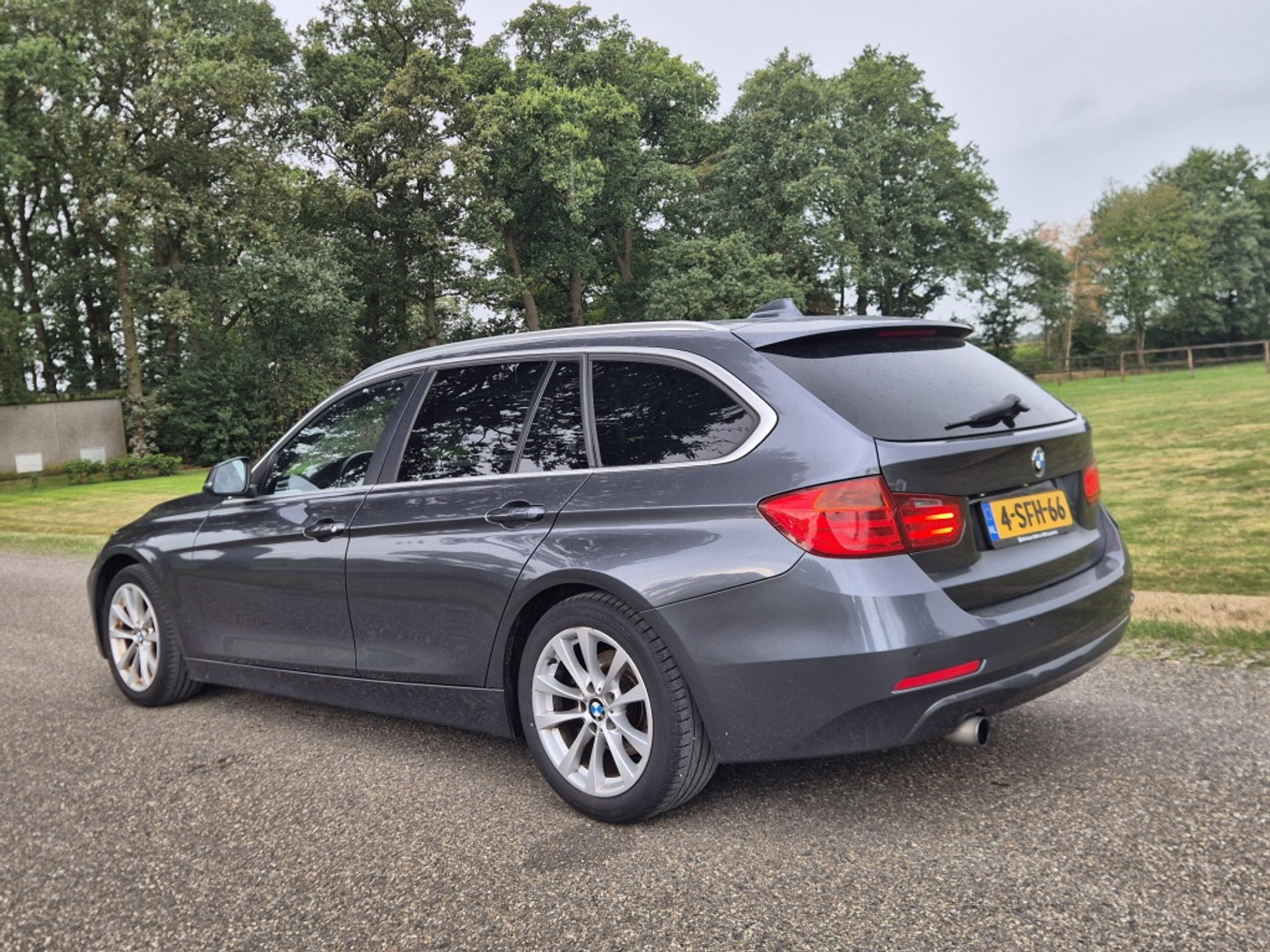 Foto van BMW 320i