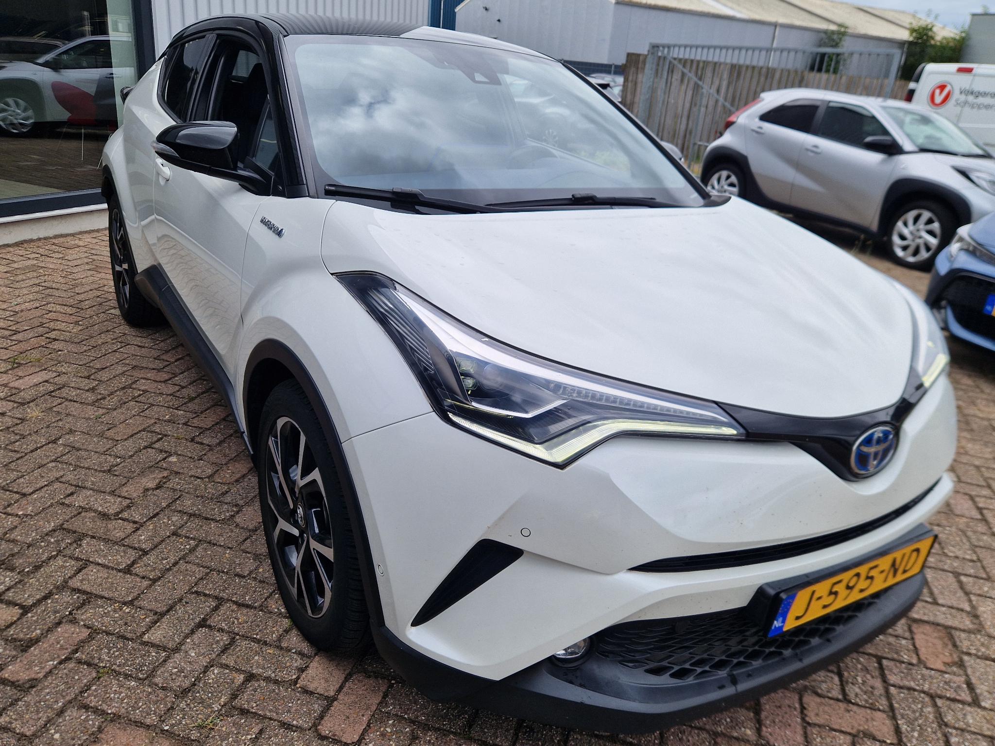 Foto van Toyota Toyota C-hr