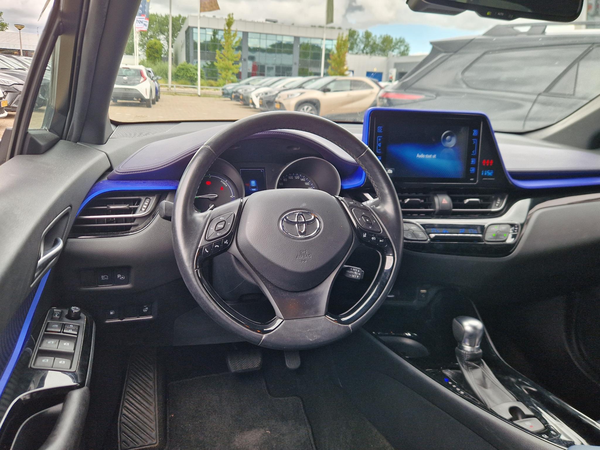 Foto van Toyota Toyota C-hr