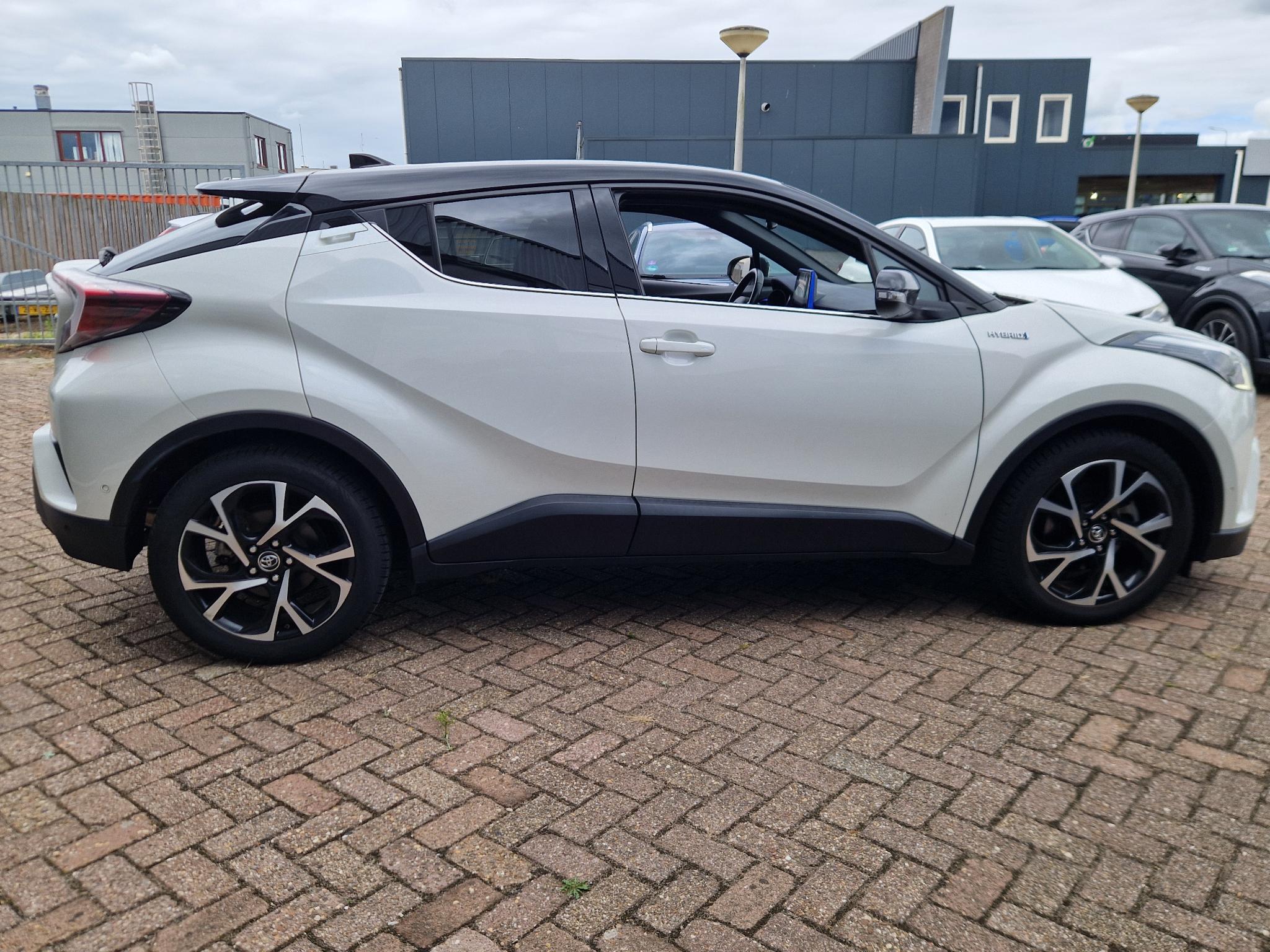 Foto van Toyota Toyota C-hr