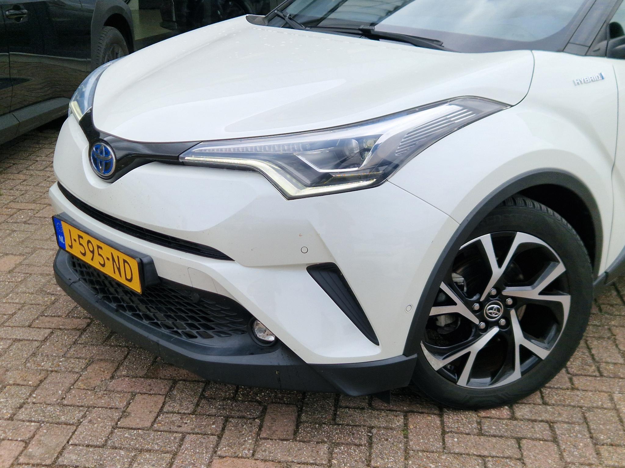 Foto van Toyota Toyota C-hr