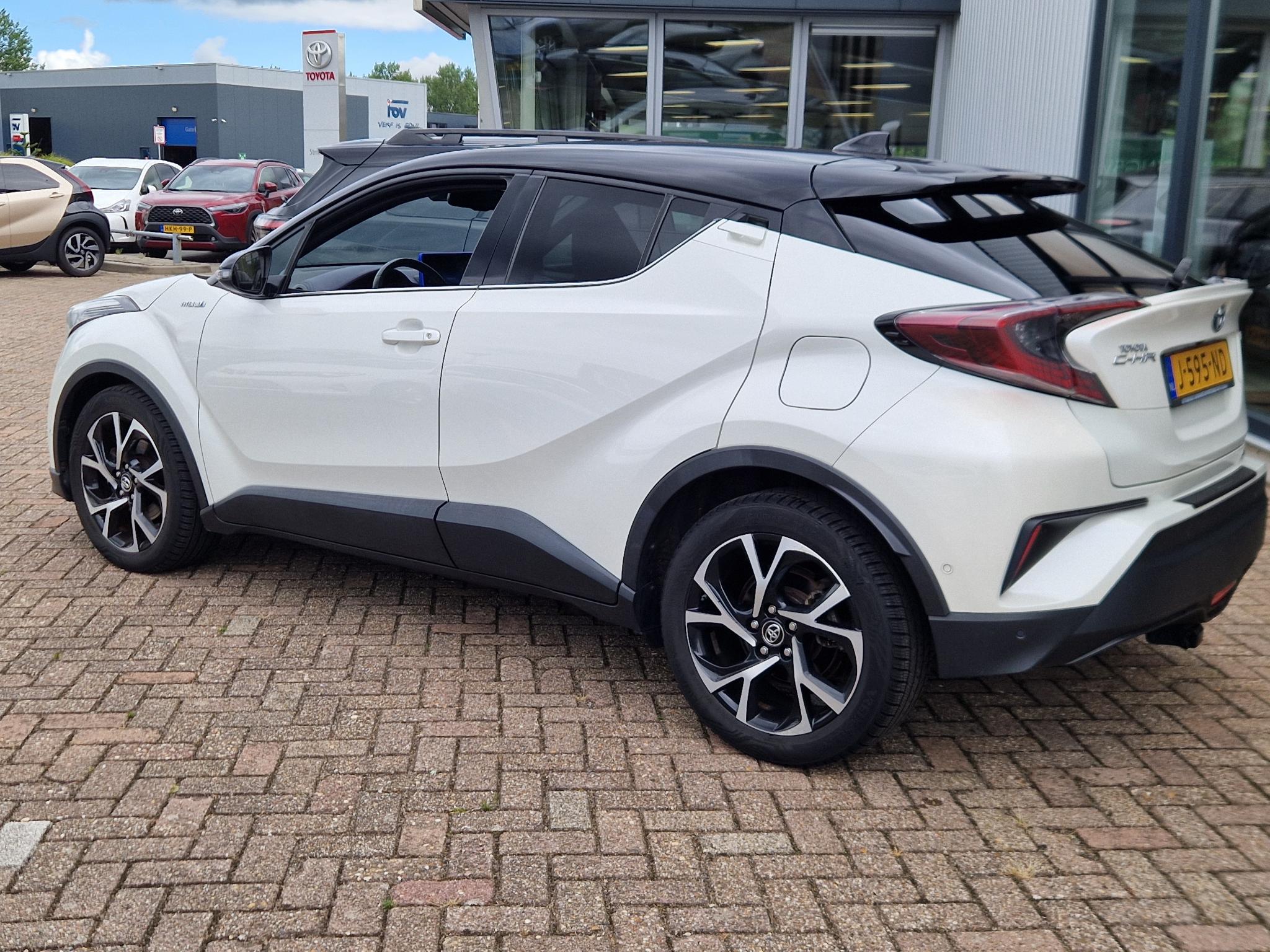 Foto van Toyota Toyota C-hr