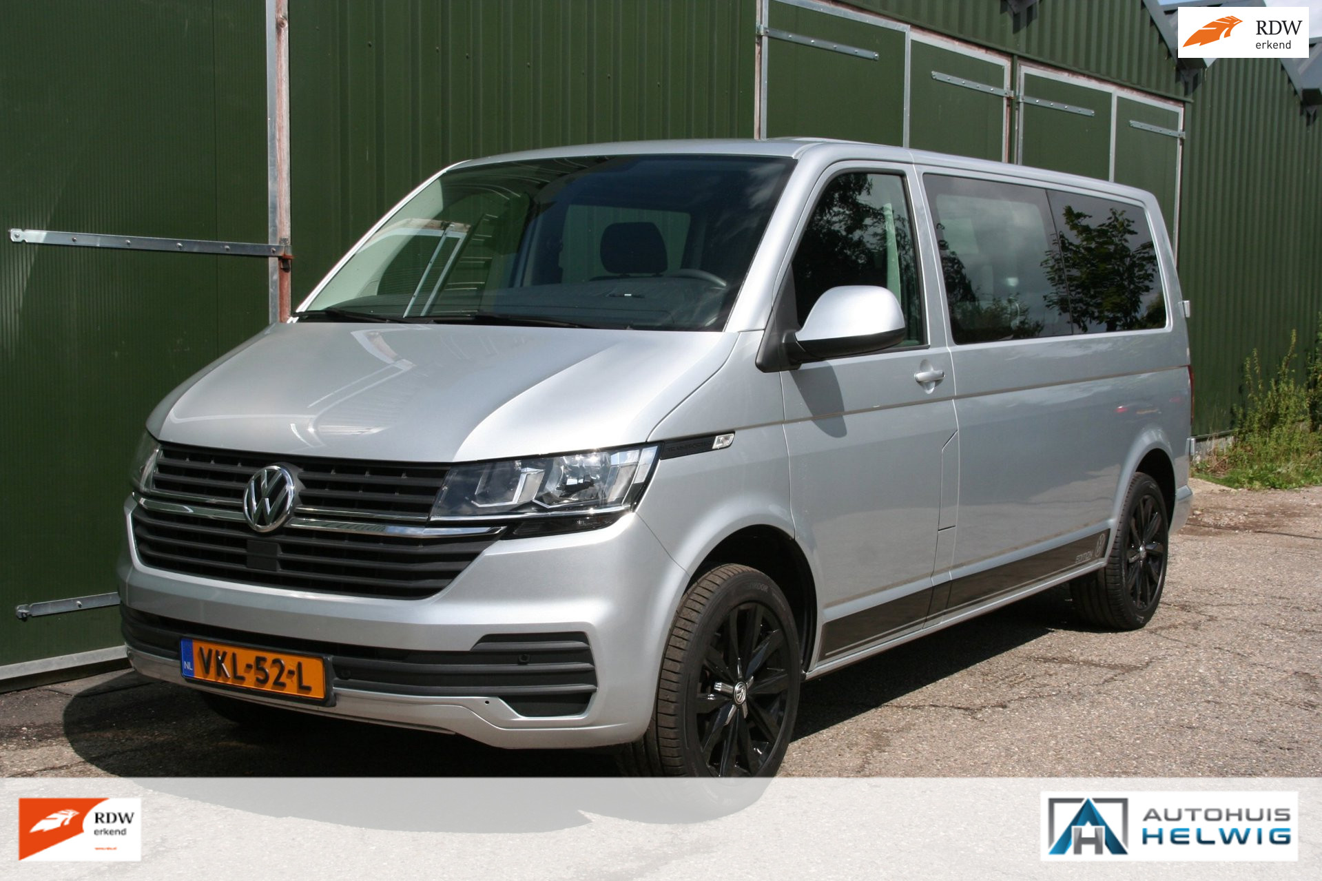 Volkswagen Transporter 2.0 TDI L2H1 DC Cruise 150pk Glaslook 2020 - voorkant