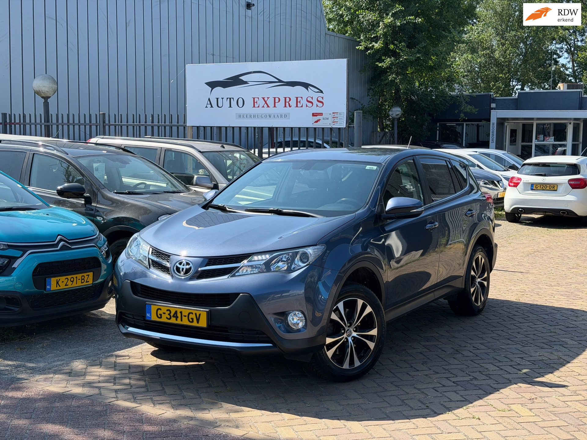 Toyota Toyota Rav4 2.0 Style 4WD Aut/Airco/Cruise/Navi/Camra/Terekhaak/Dealer Onderhoud/2 sleutels aanwezig/Nieuw Apk/12Maanden Garantie 2014 - voorkant