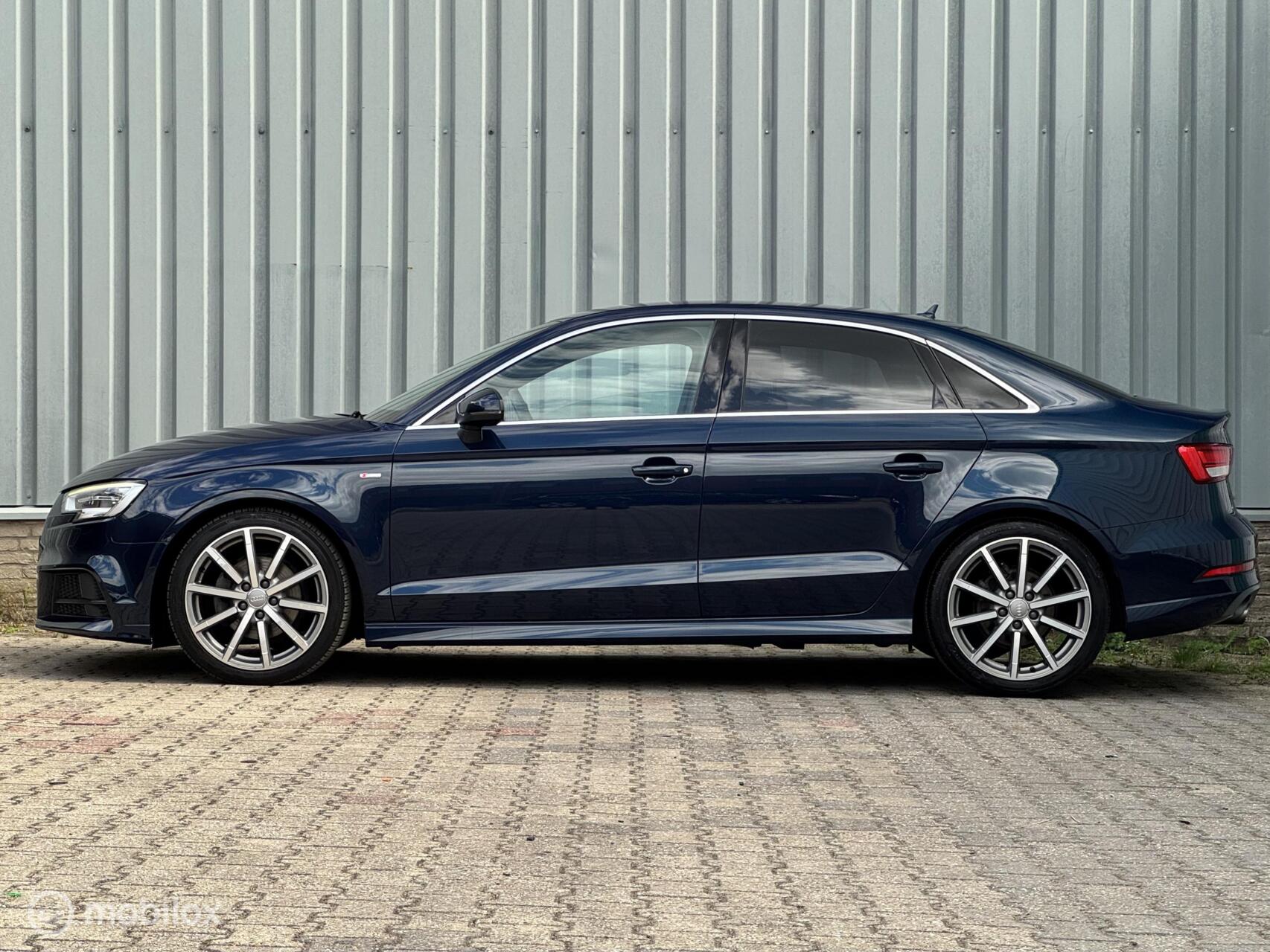 Foto van Audi A3 Limousine