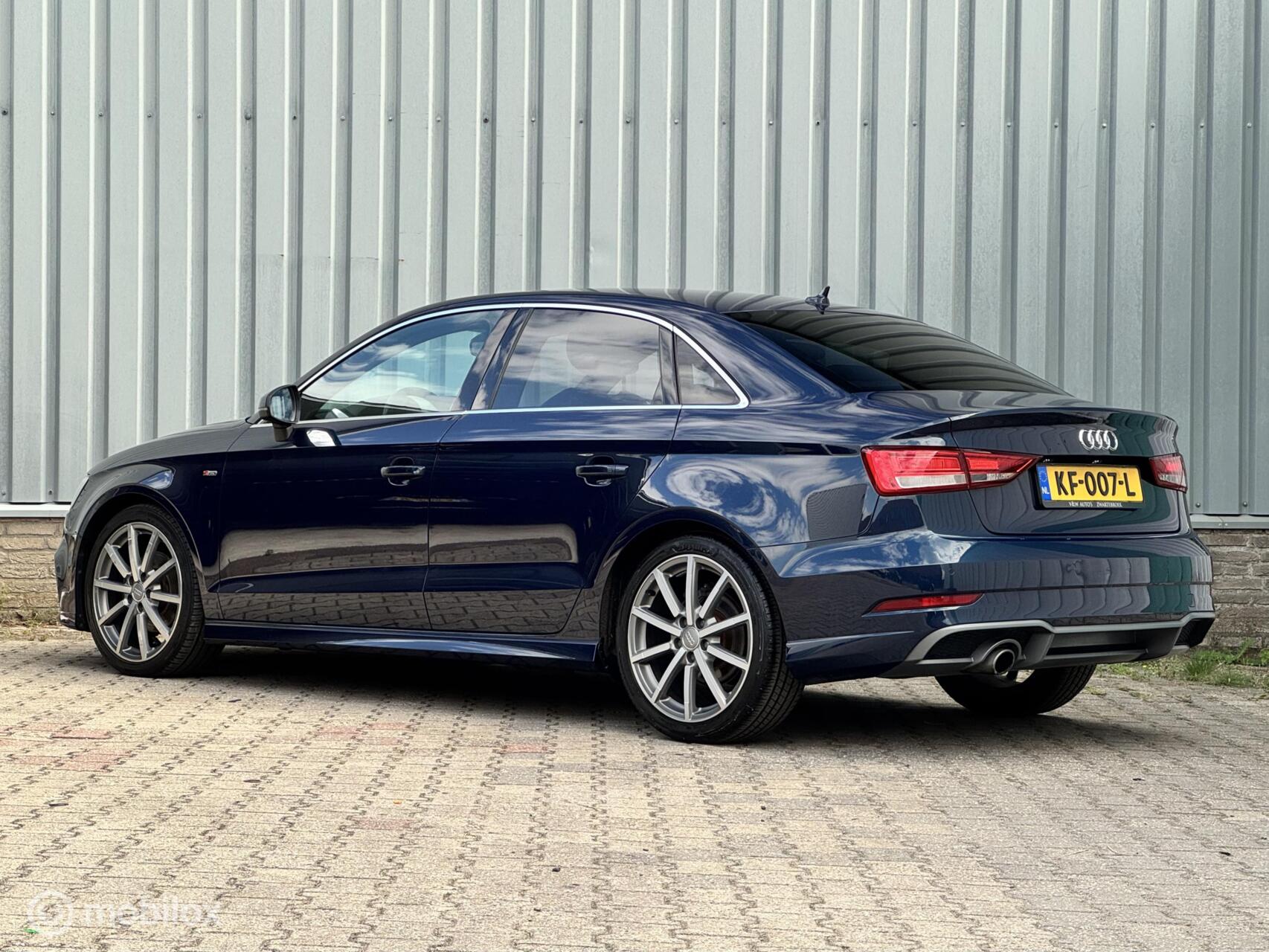 Foto van Audi A3 Limousine