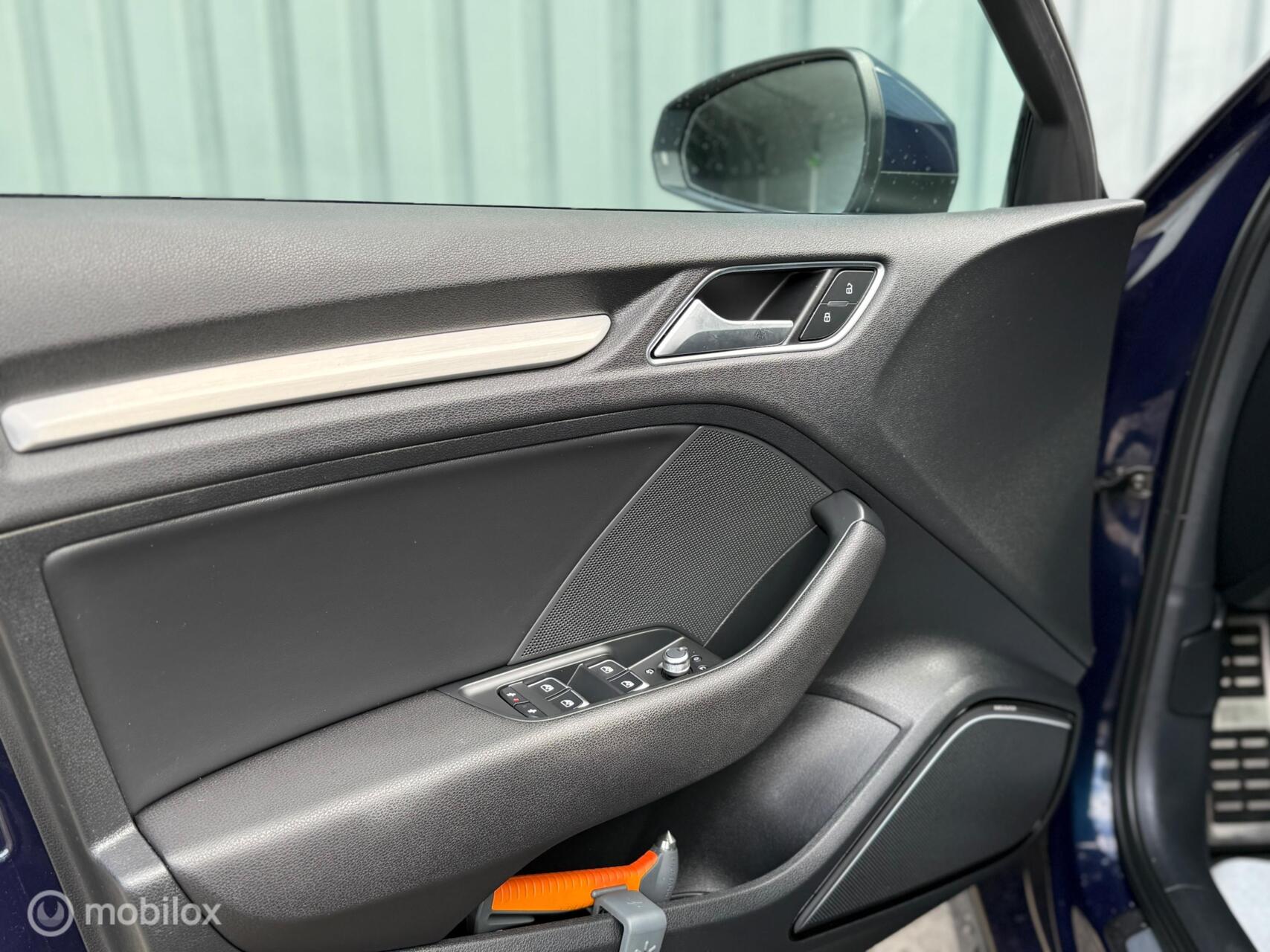 Foto van Audi A3 Limousine