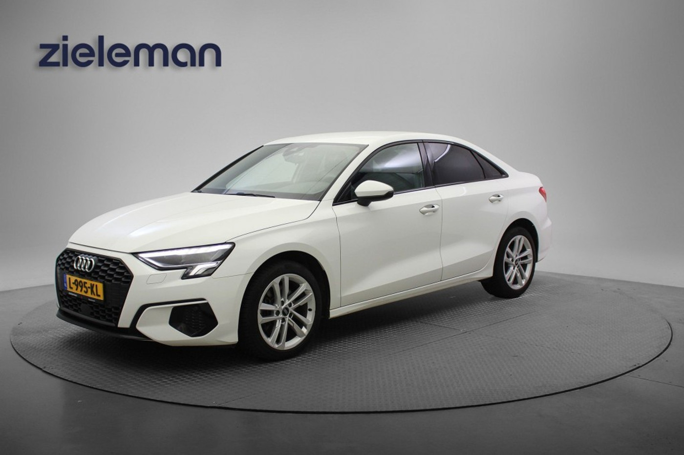 Foto van Audi A3 Limousine