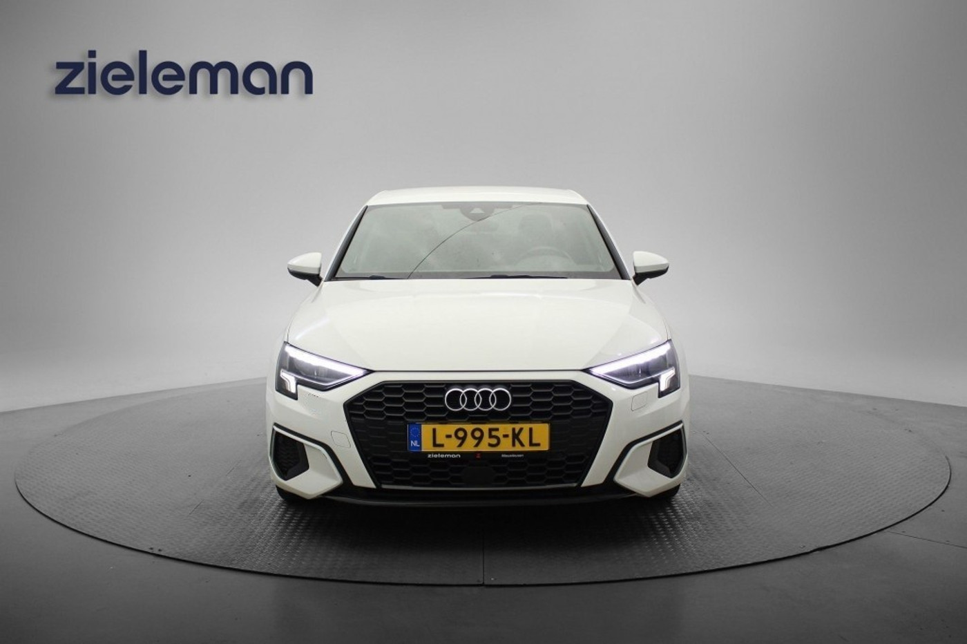 Foto van Audi A3 Limousine