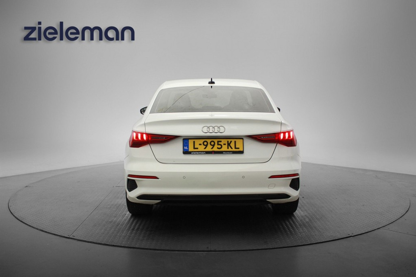 Foto van Audi A3 Limousine