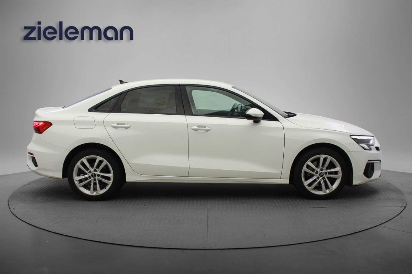 Foto van Audi A3 Limousine