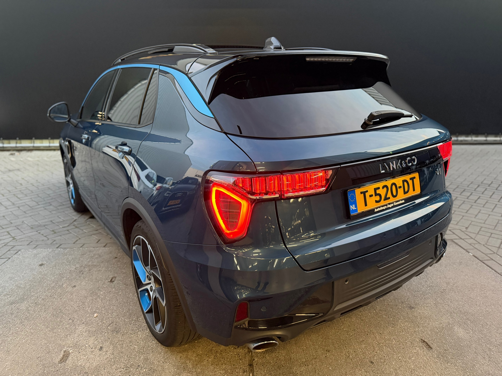 Foto van Lynk&co LYNK & Co 01