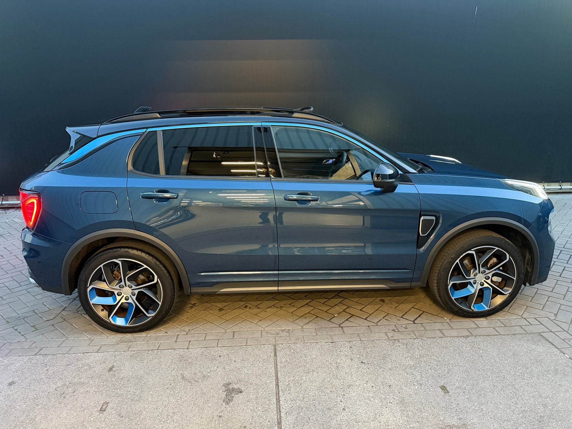 Foto van Lynk&co LYNK & Co 01