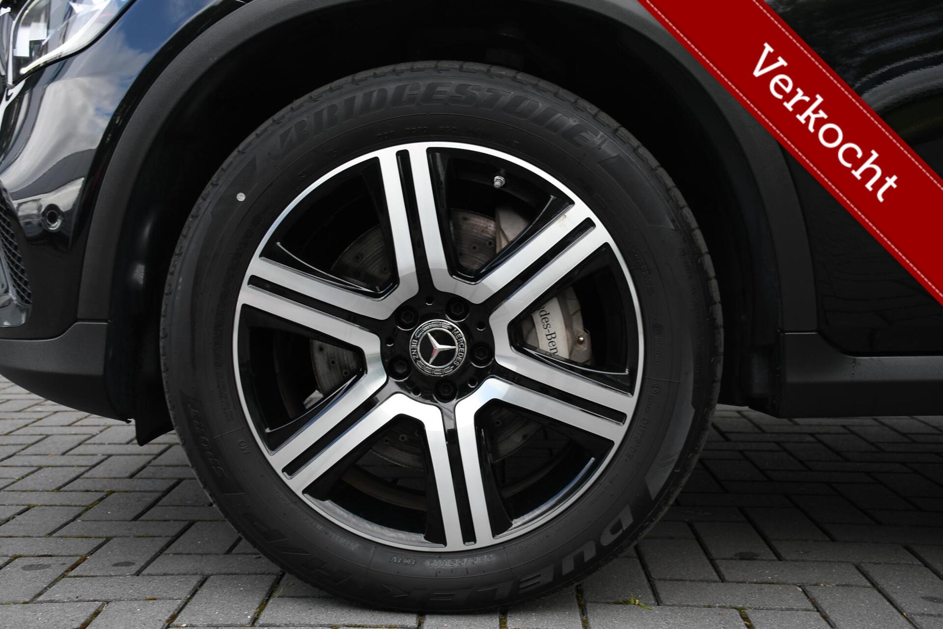 Foto van Mercedes-Benz GLC 300 E 4Matic