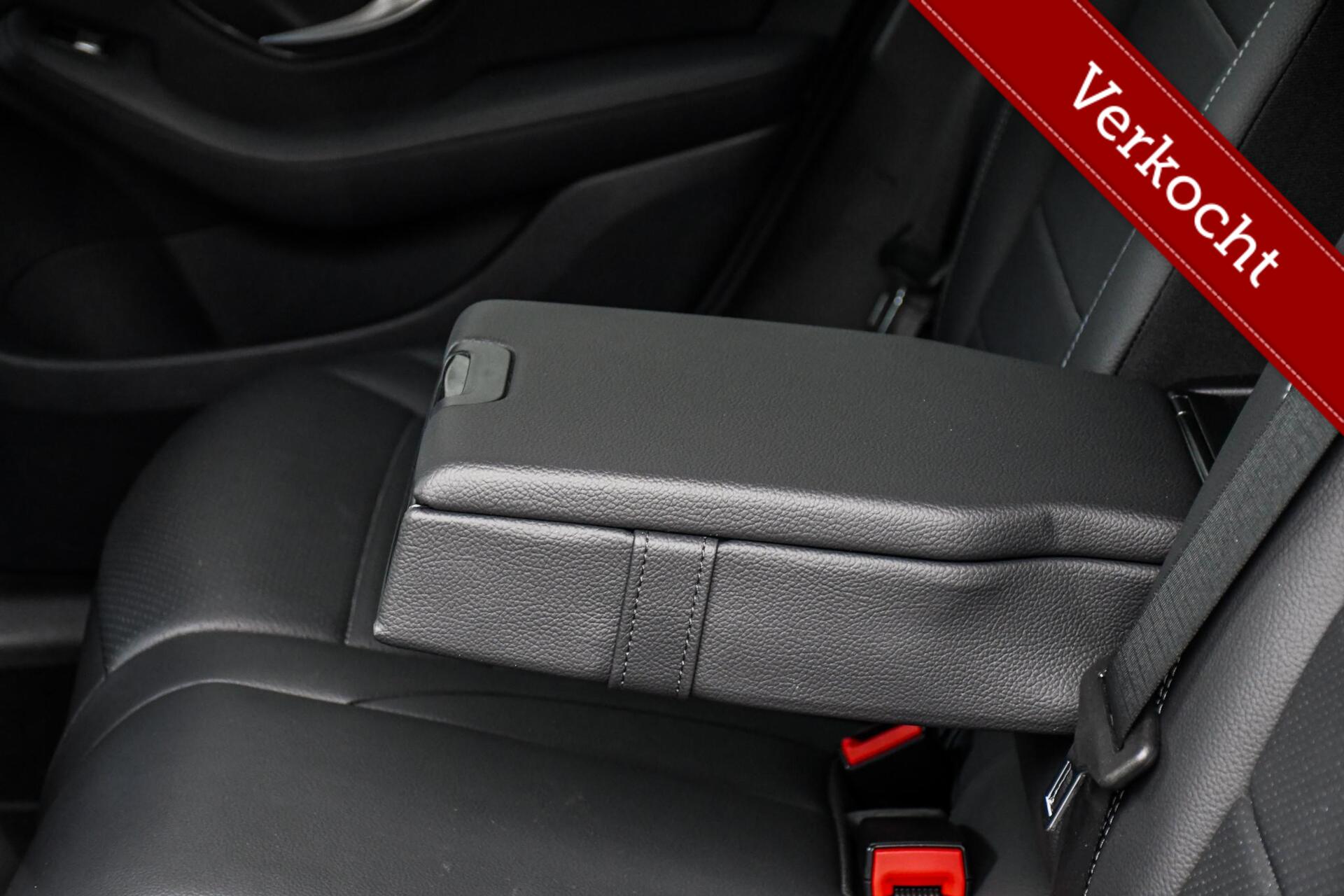 Foto van Mercedes-Benz GLC 300 E 4Matic