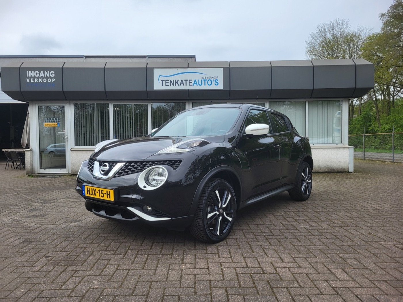 Nissan Nissan Juke 1.2 DIG-T S/S Con Ed Pano/Navi/Cruise/camera/18 Inch Lichtmetaal 2016 - voorkant
