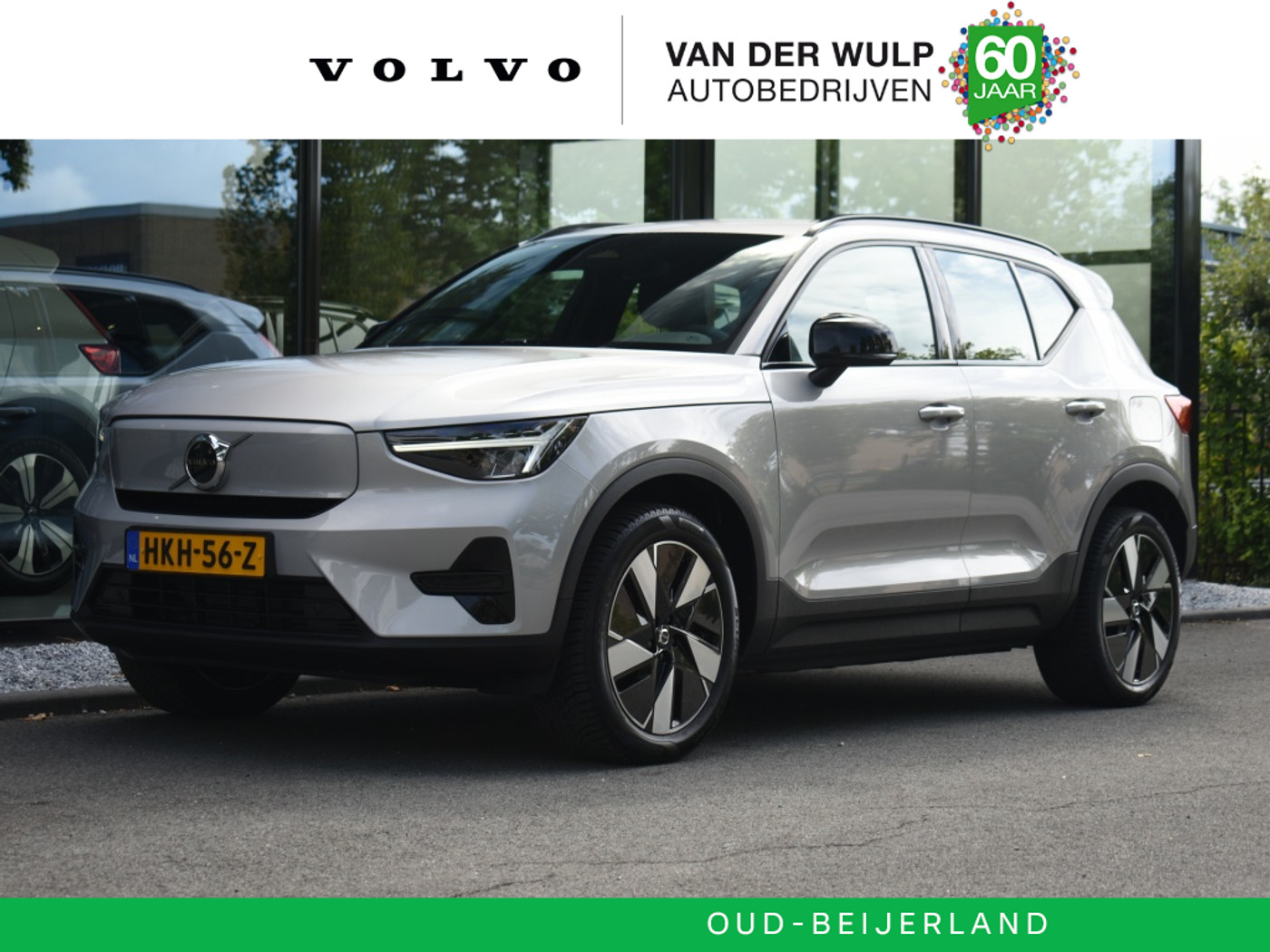 Volvo Ex40 Extended Range Plus 252Pk/82kWh | Trekhaak | Climate 2025 - voorkant