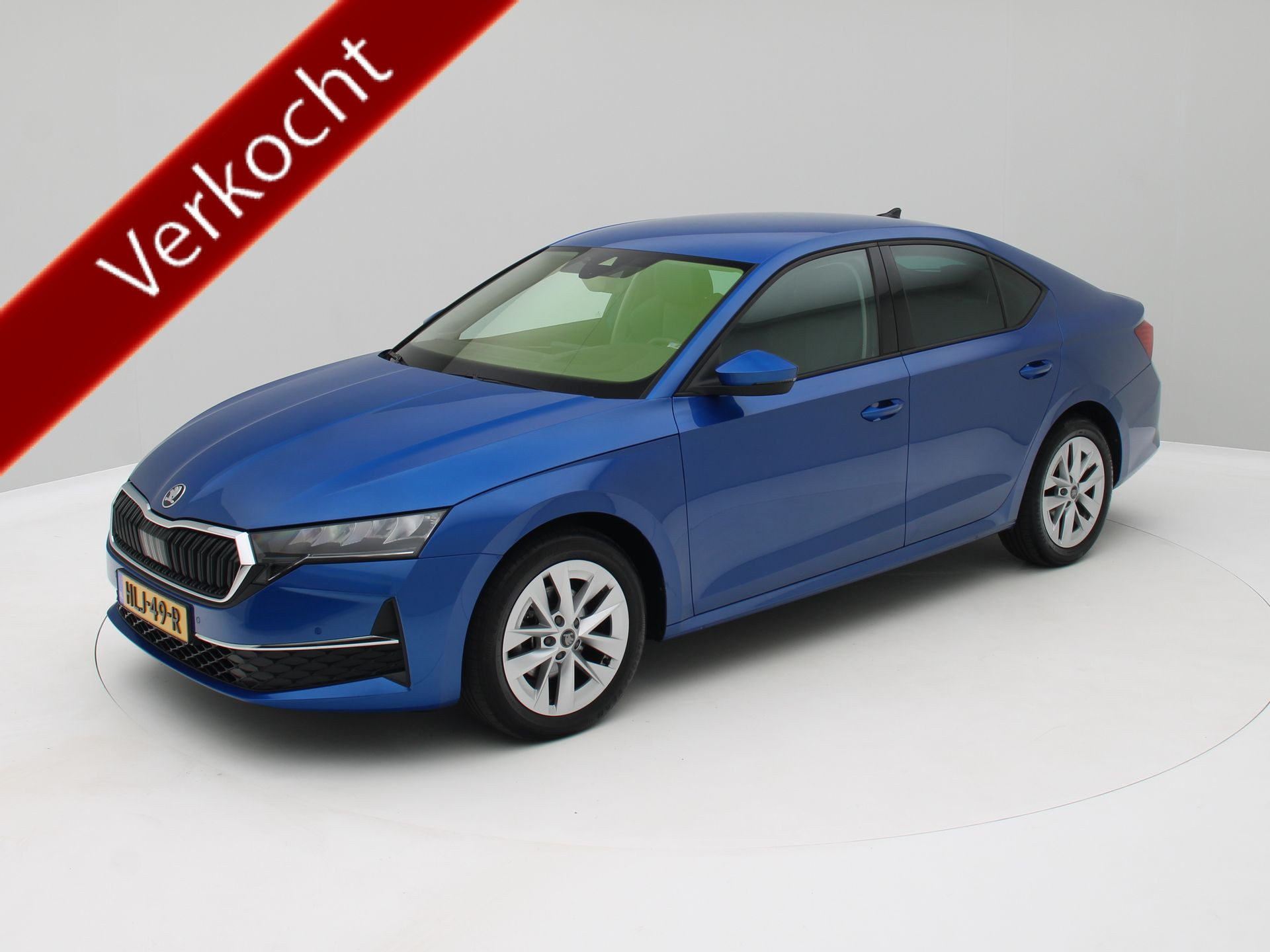 Skoda Octavia 1.5 TSI MHEV Business Edition Plus / Carplay / Camera / Origineel NL 2025 - voorkant