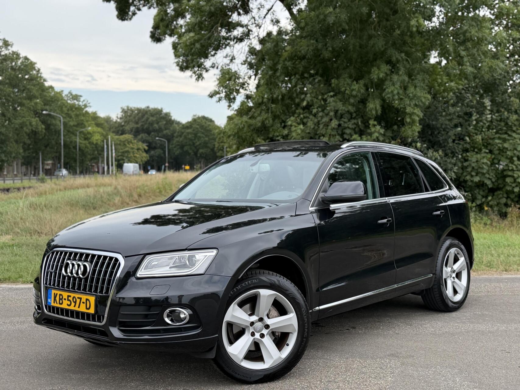 Audi Q5 2.0 TFSI quattro S Edition Facelift / Led / Pano 2013 - voorkant