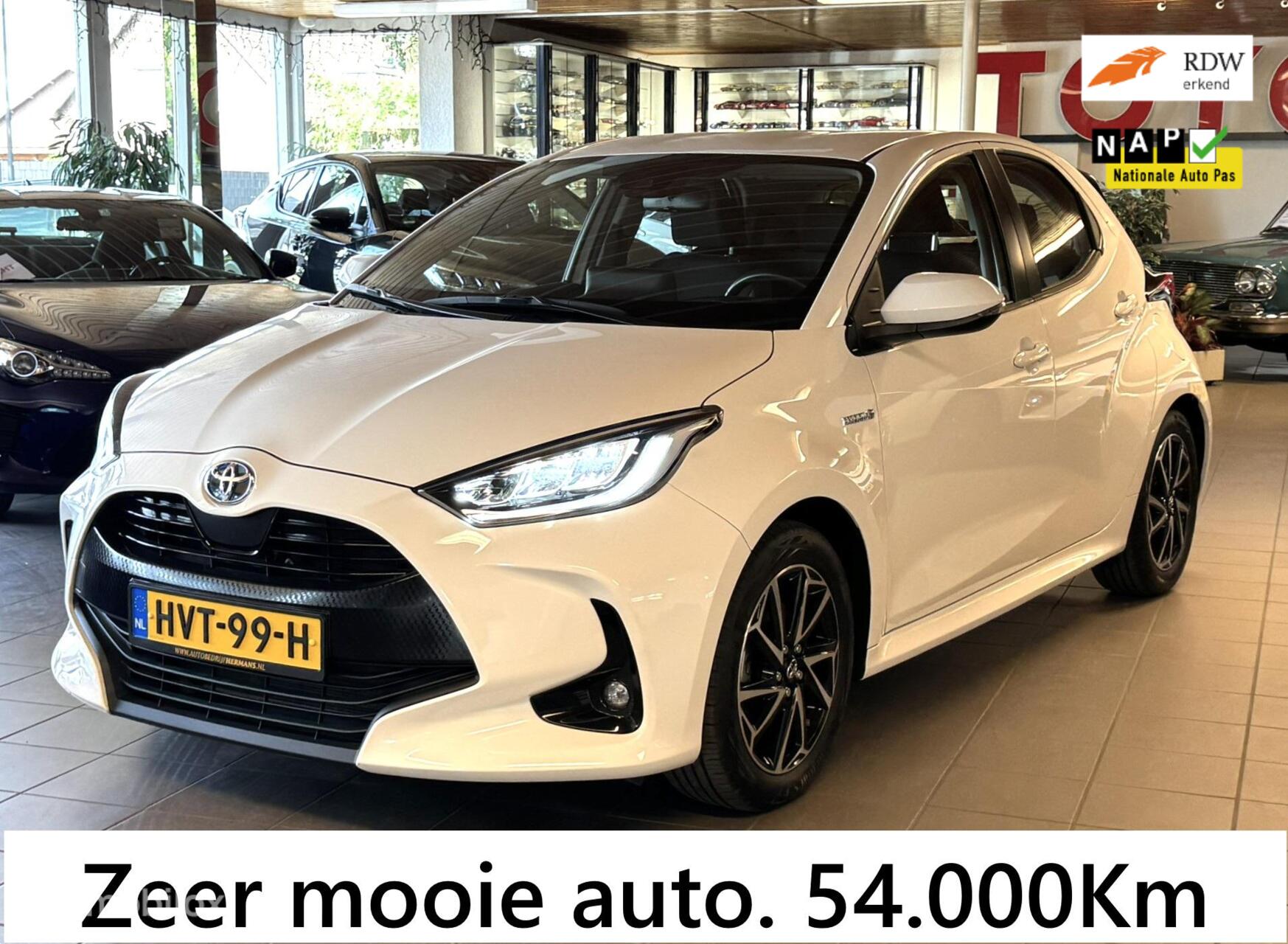 Toyota Yaris 1.5 Hybrid Dynamic 54.473 Km 2021 - voorkant