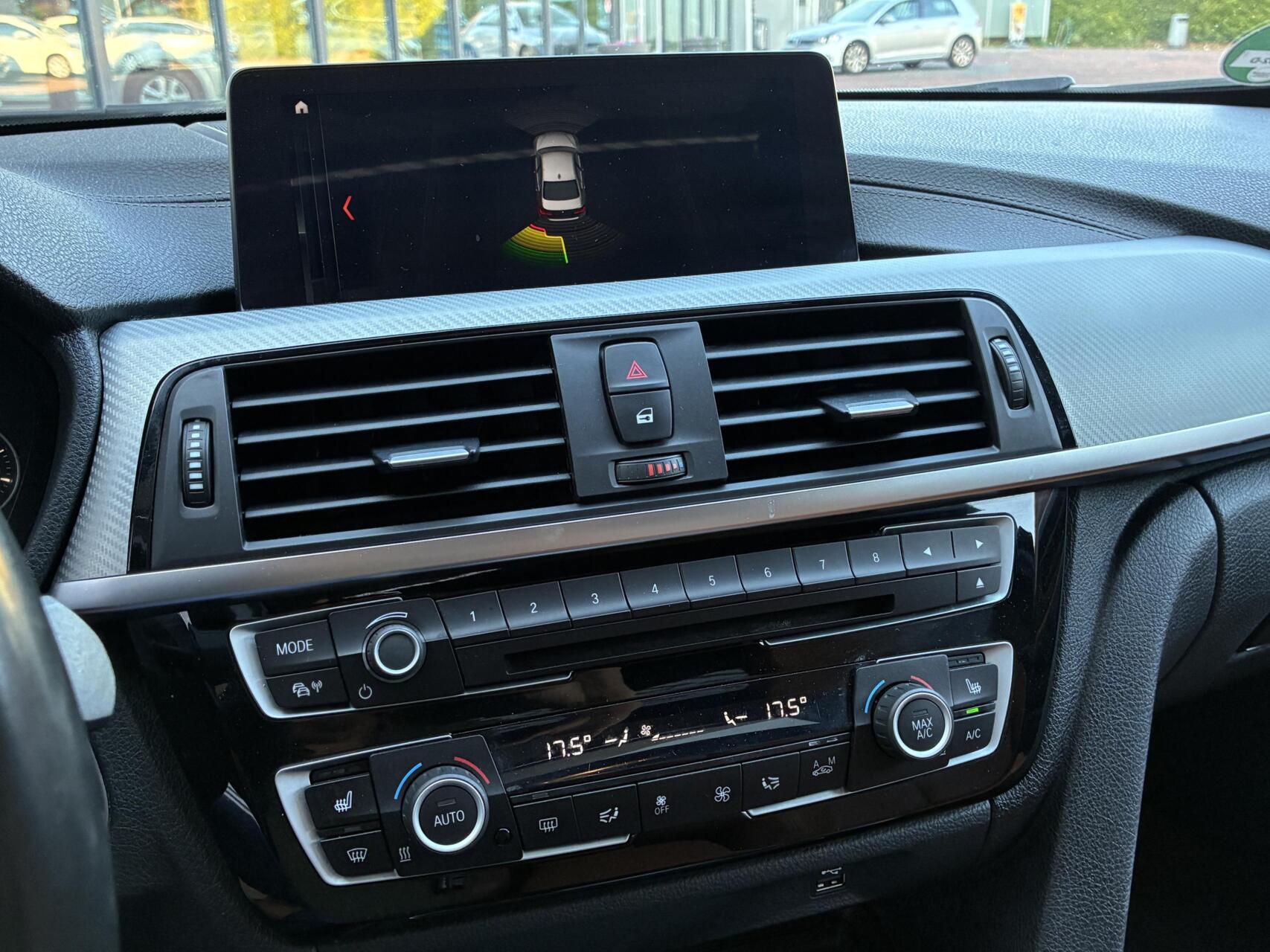 Foto van BMW 320i